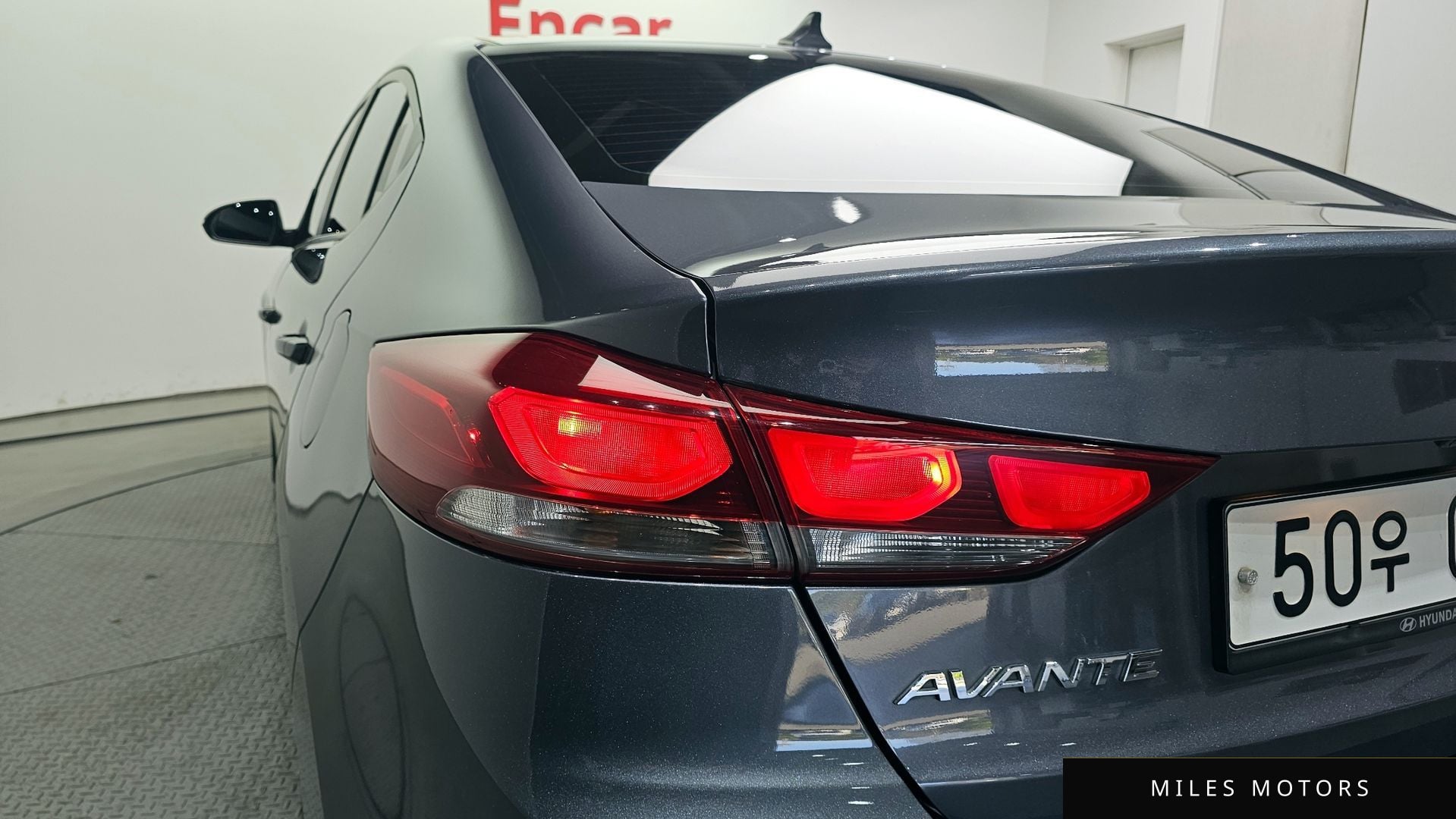 Hyundai AVANTE 2017 — миниатюра 9