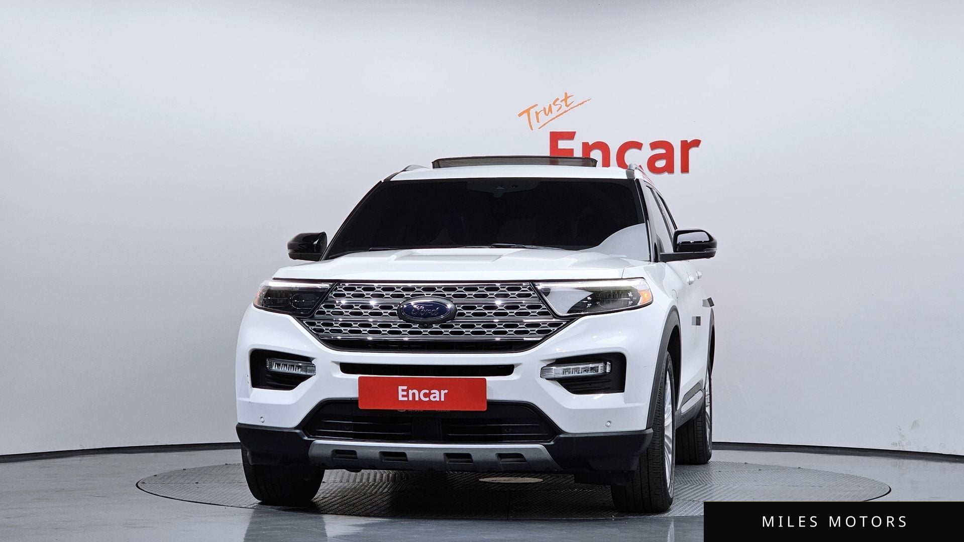 Ford Explorer 2021 — миниатюра 3
