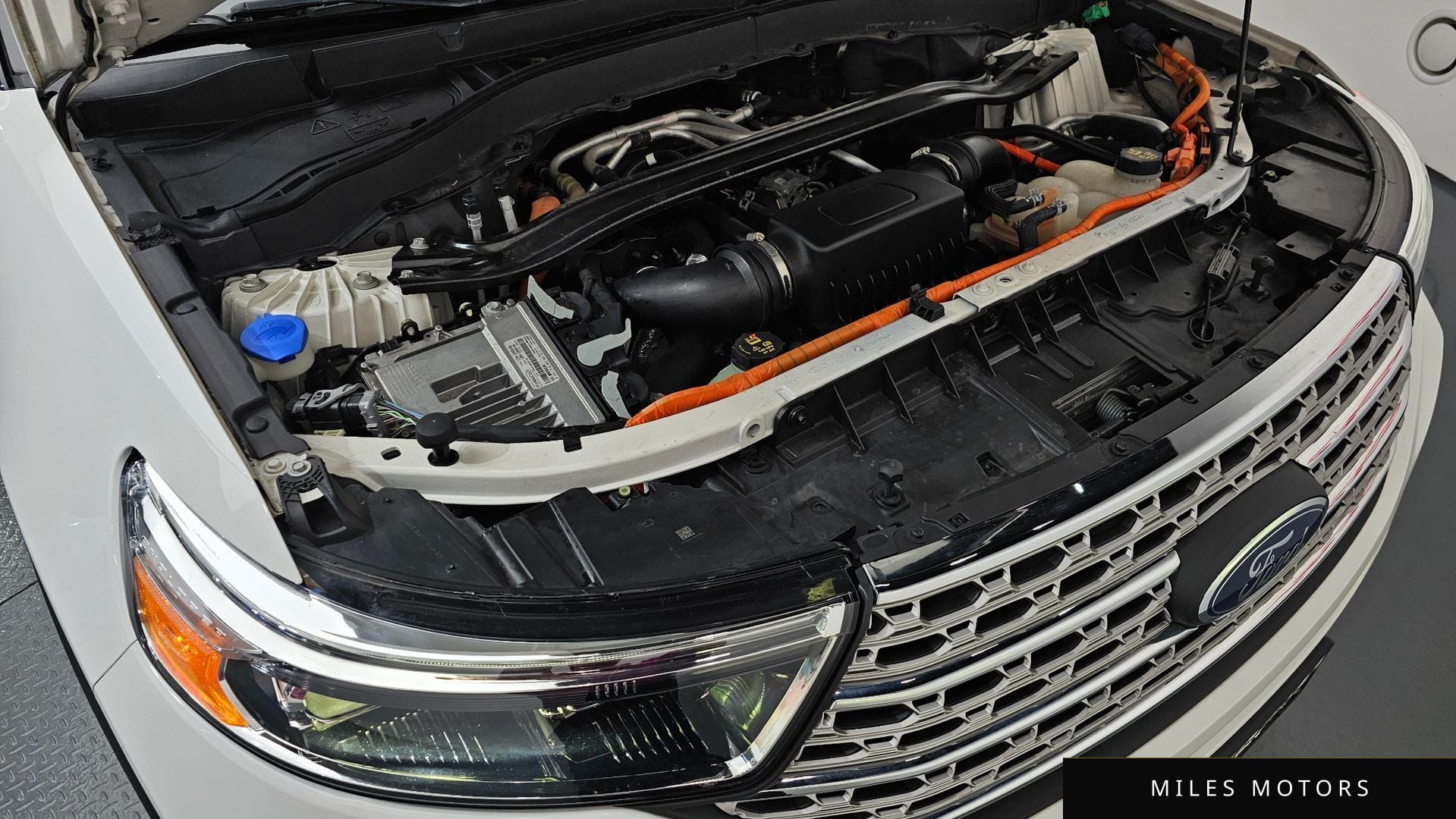 Ford Explorer 2021 — миниатюра 6