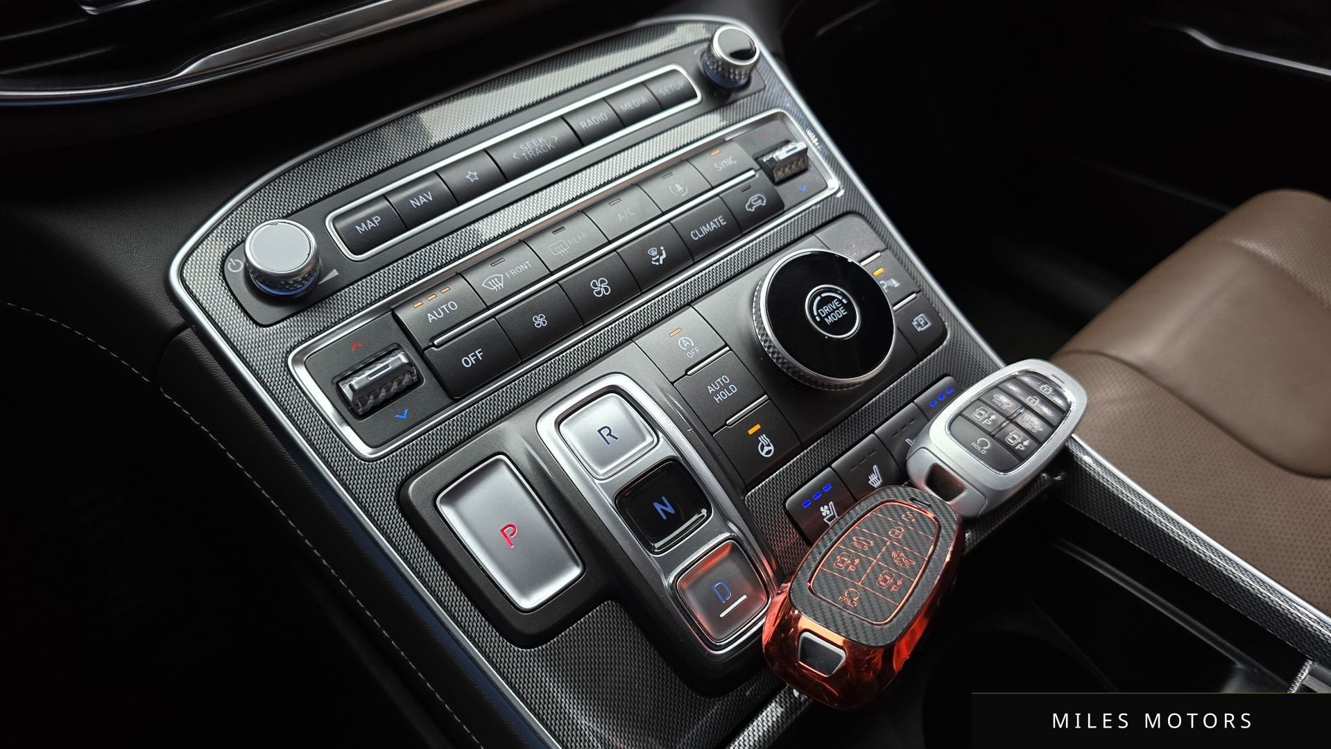 Hyundai Santafe 2021 — миниатюра 12