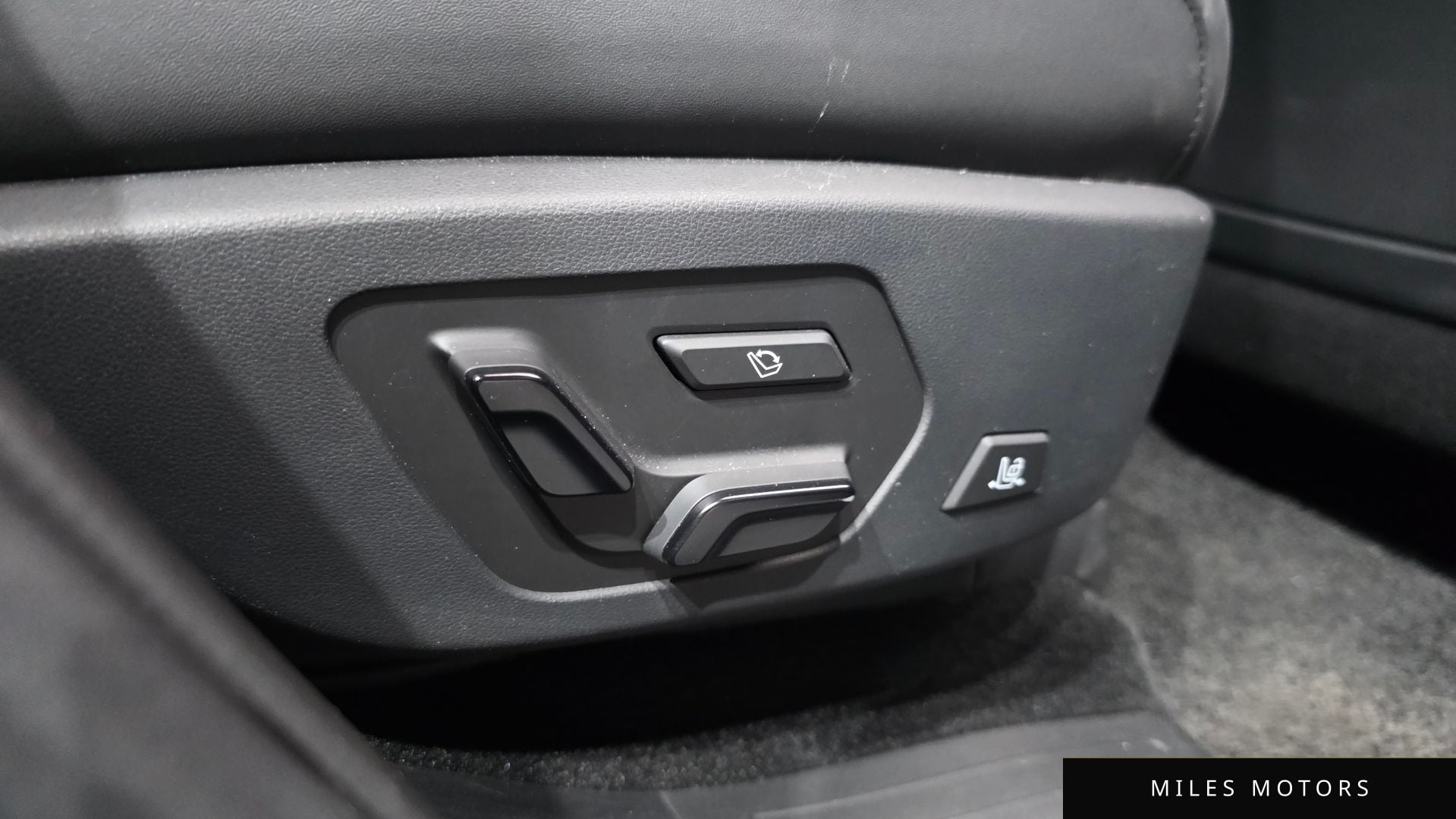 Hyundai 싼타페 (MX5) 2024 — миниатюра 33