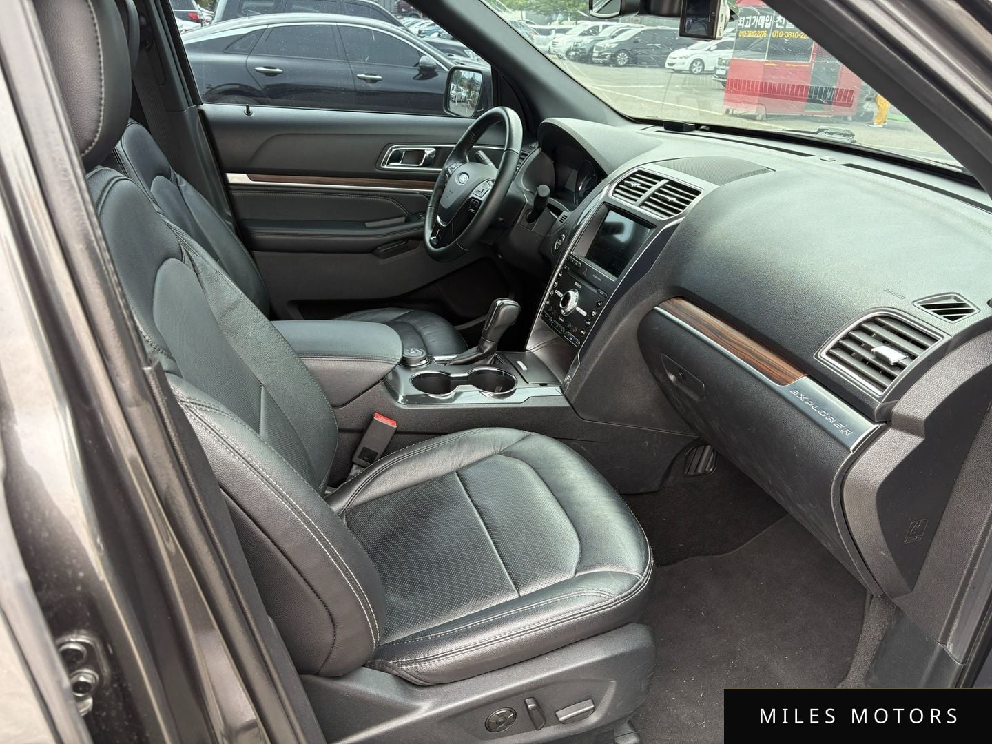 Ford Explorer 2019 — миниатюра 13