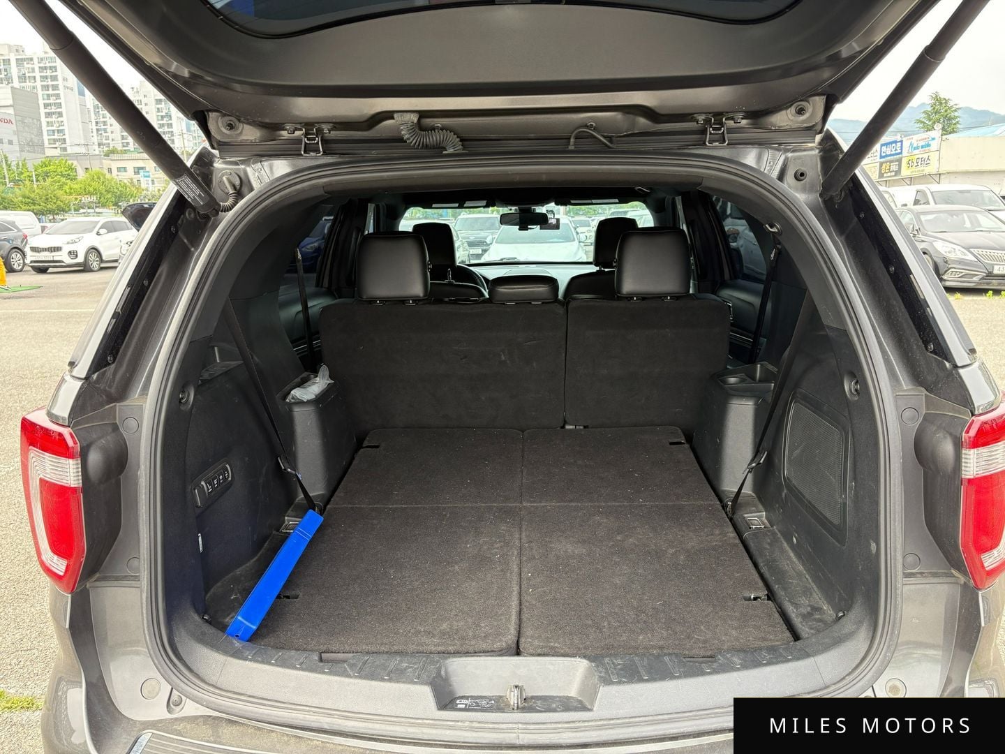 Ford Explorer 2019 — миниатюра 18