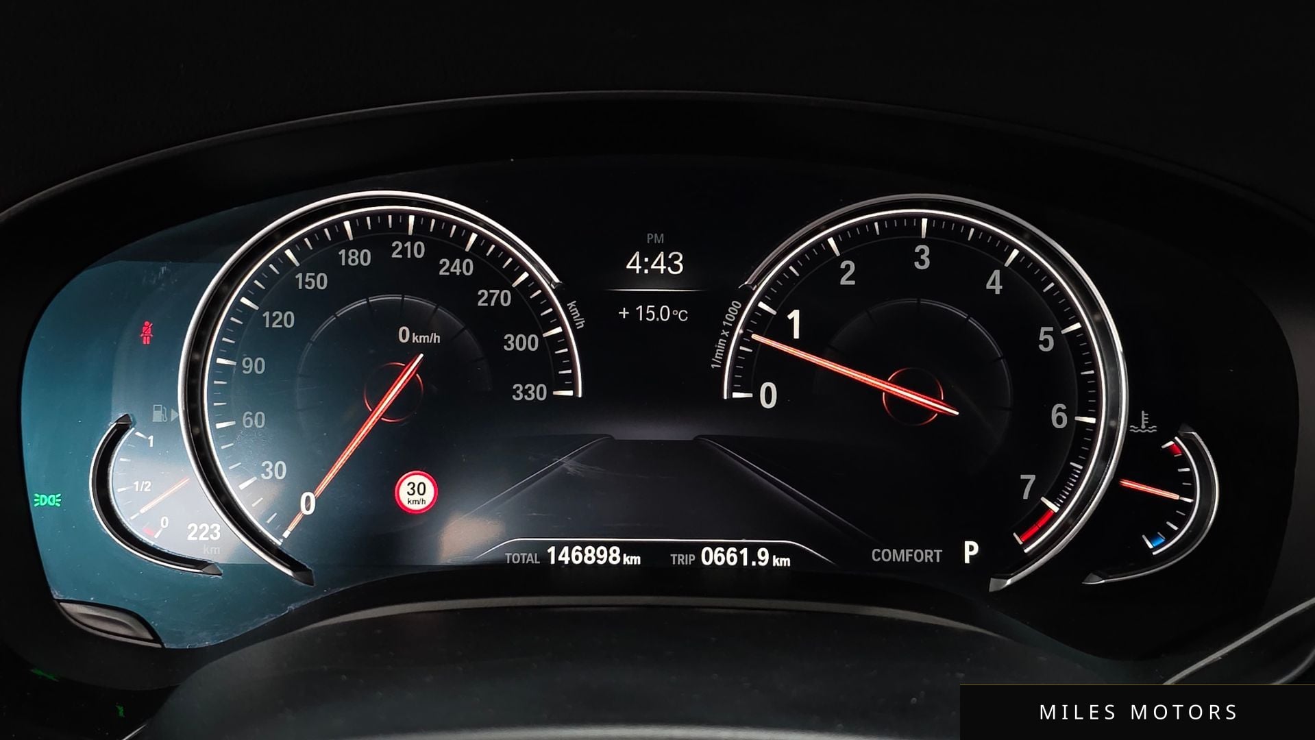 BMW 5 Series (G30) 2018 — миниатюра 8