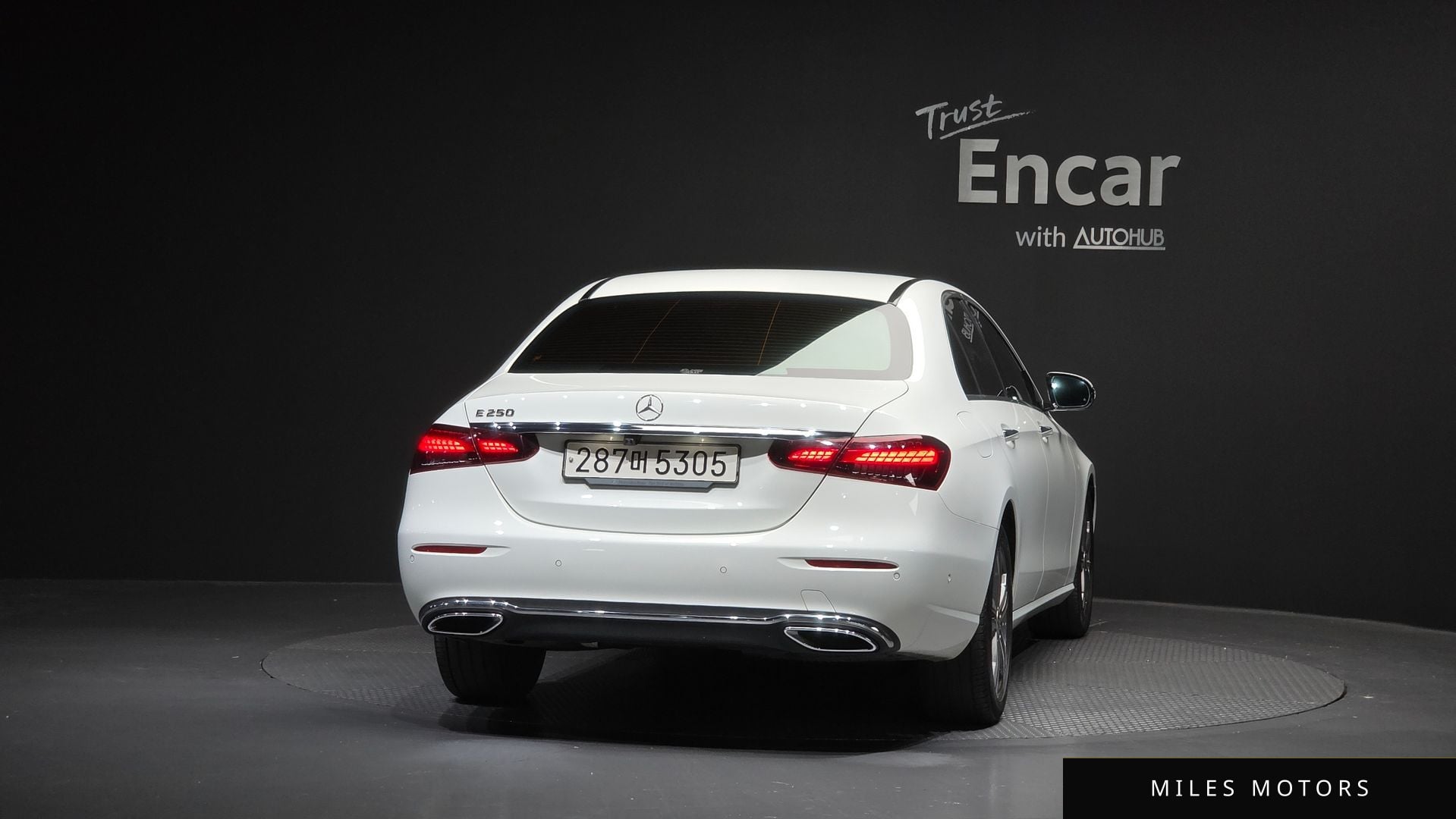 Mercedes-Benz E-Class W213 2023 — миниатюра 4