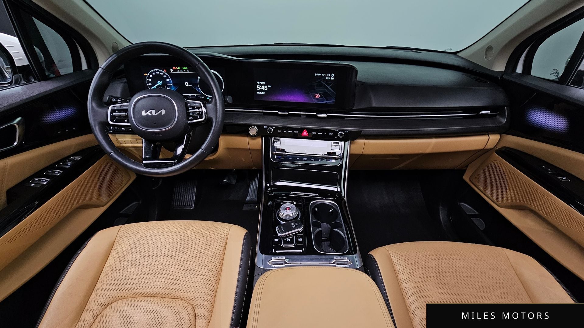 Kia Carnival 2023 — миниатюра 10