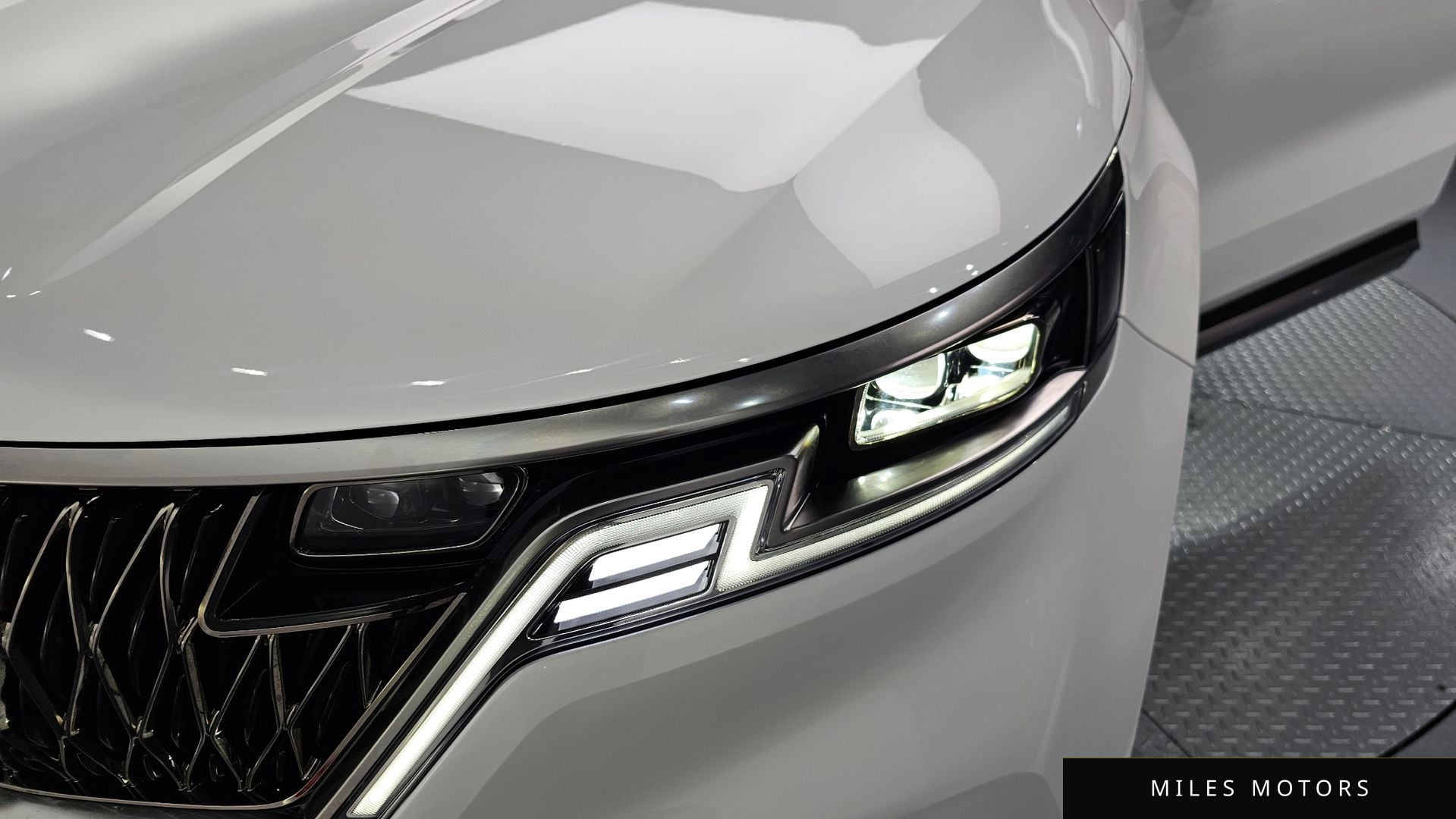Kia Carnival 2023 — миниатюра 8