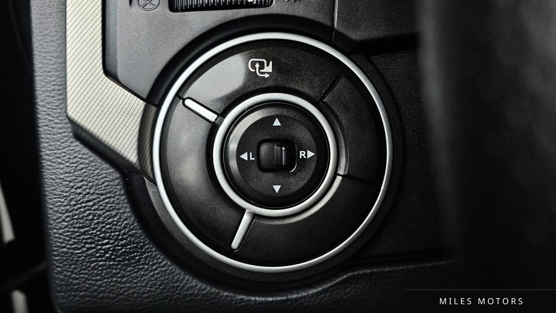 KG Mobility KORANDO 2013 — миниатюра 19