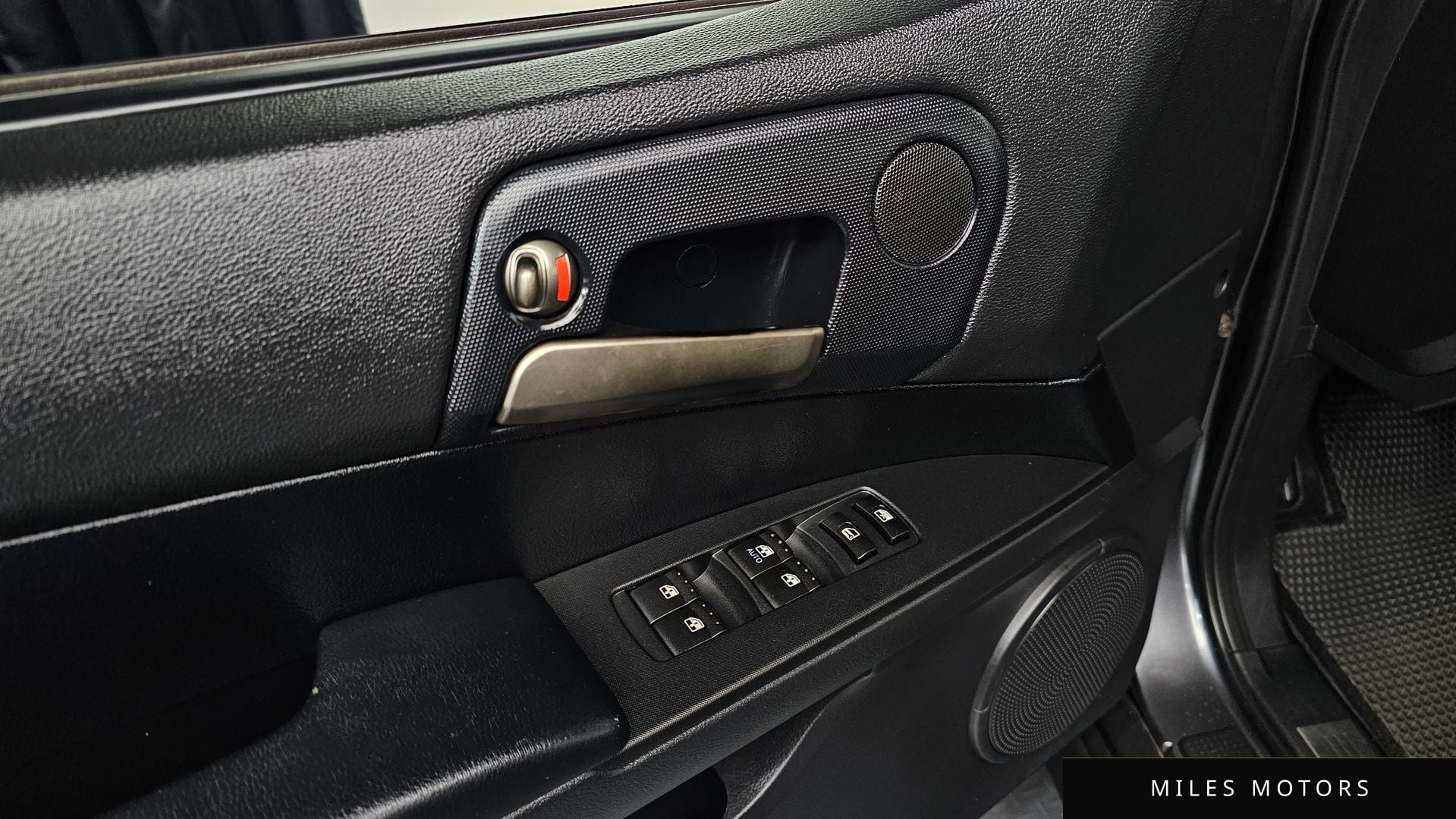 KG Mobility KORANDO 2013 — миниатюра 16