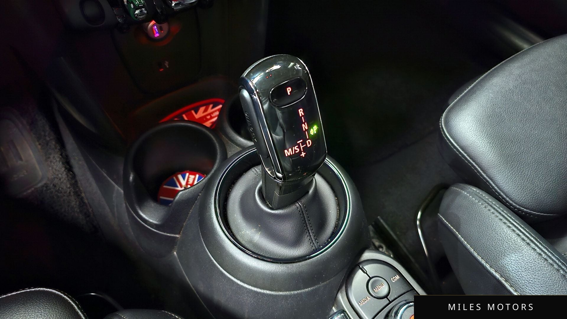 MINI Cooper 2020 — миниатюра 12