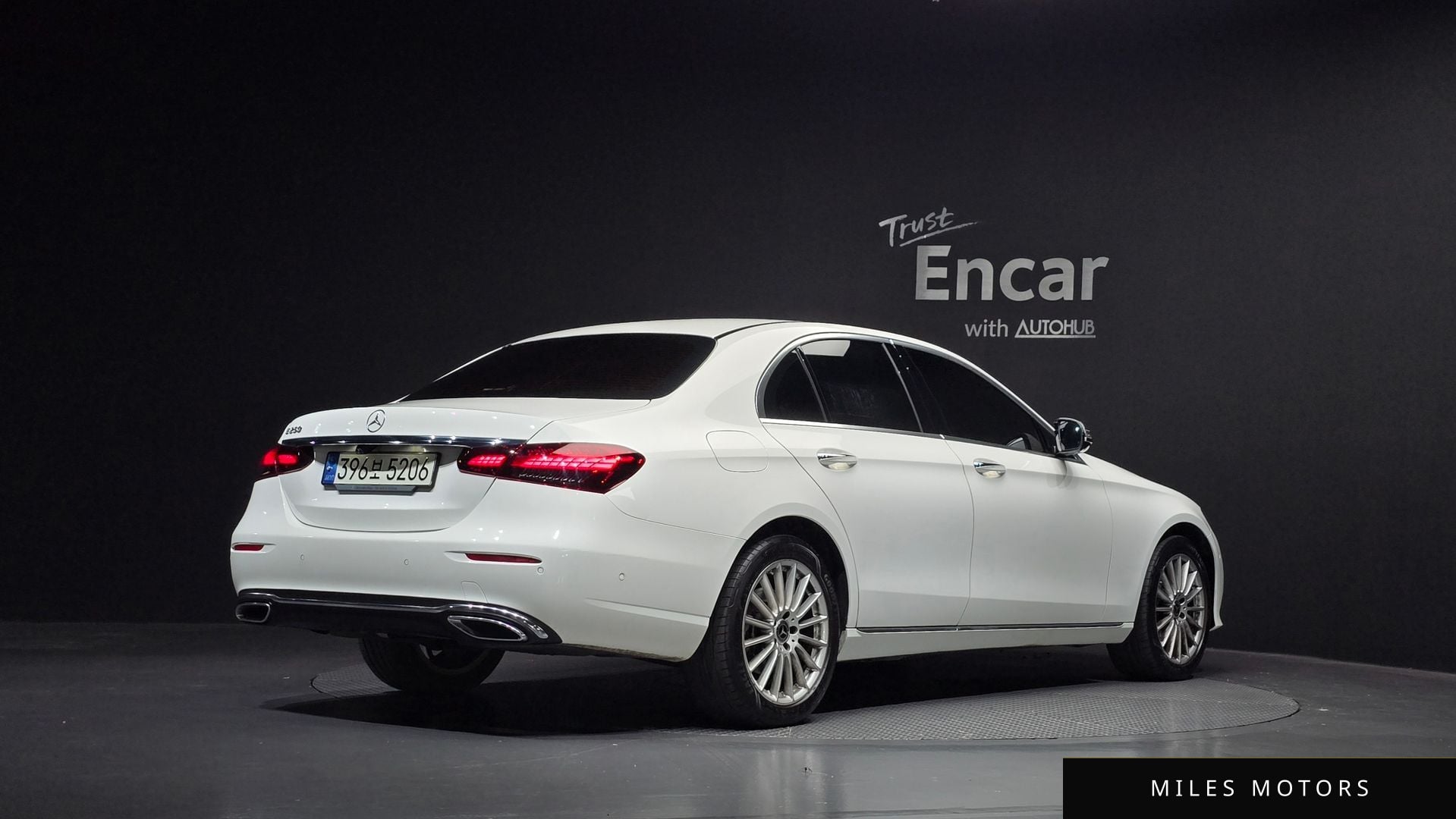 Mercedes-Benz E-Class W213 2021 — миниатюра 2