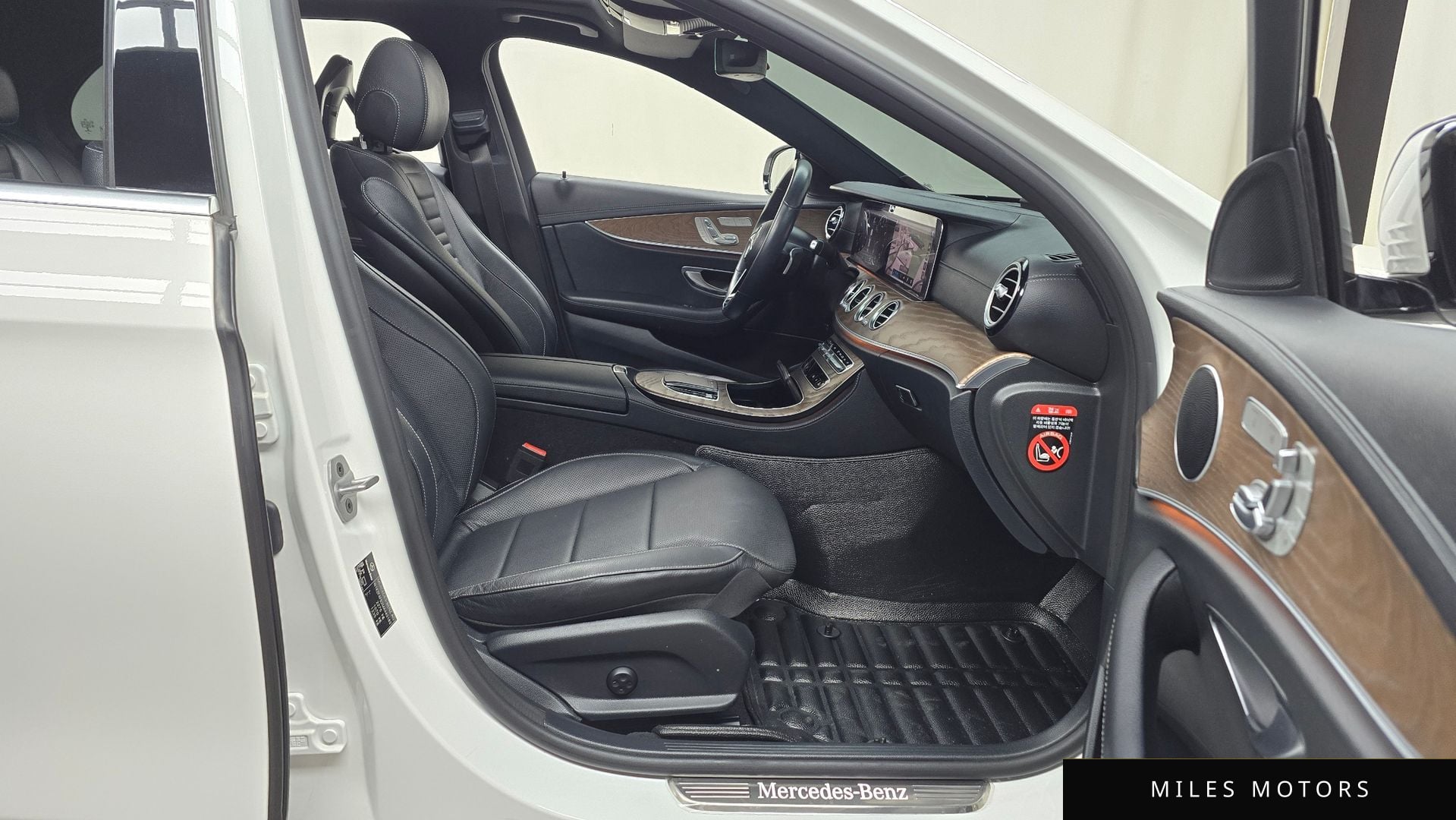 Mercedes-Benz E-Class W213 2021 — миниатюра 11