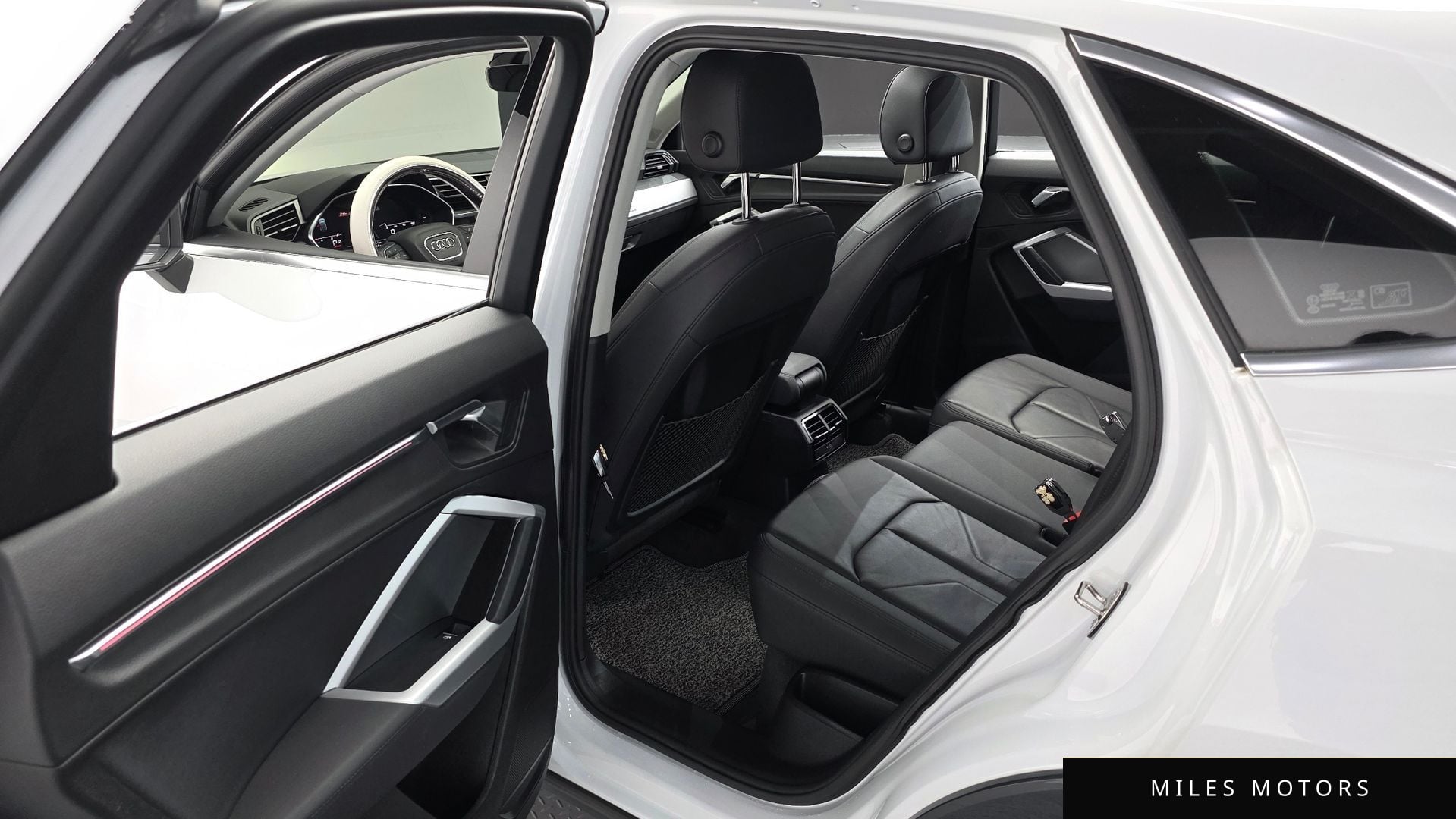 Audi Q3 (F3) 2020 — миниатюра 12