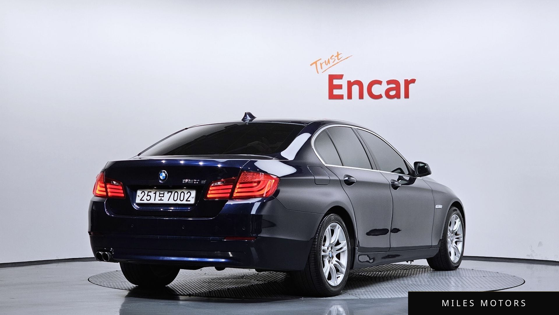 BMW 5시리즈 (F10) 2013 — миниатюра 2
