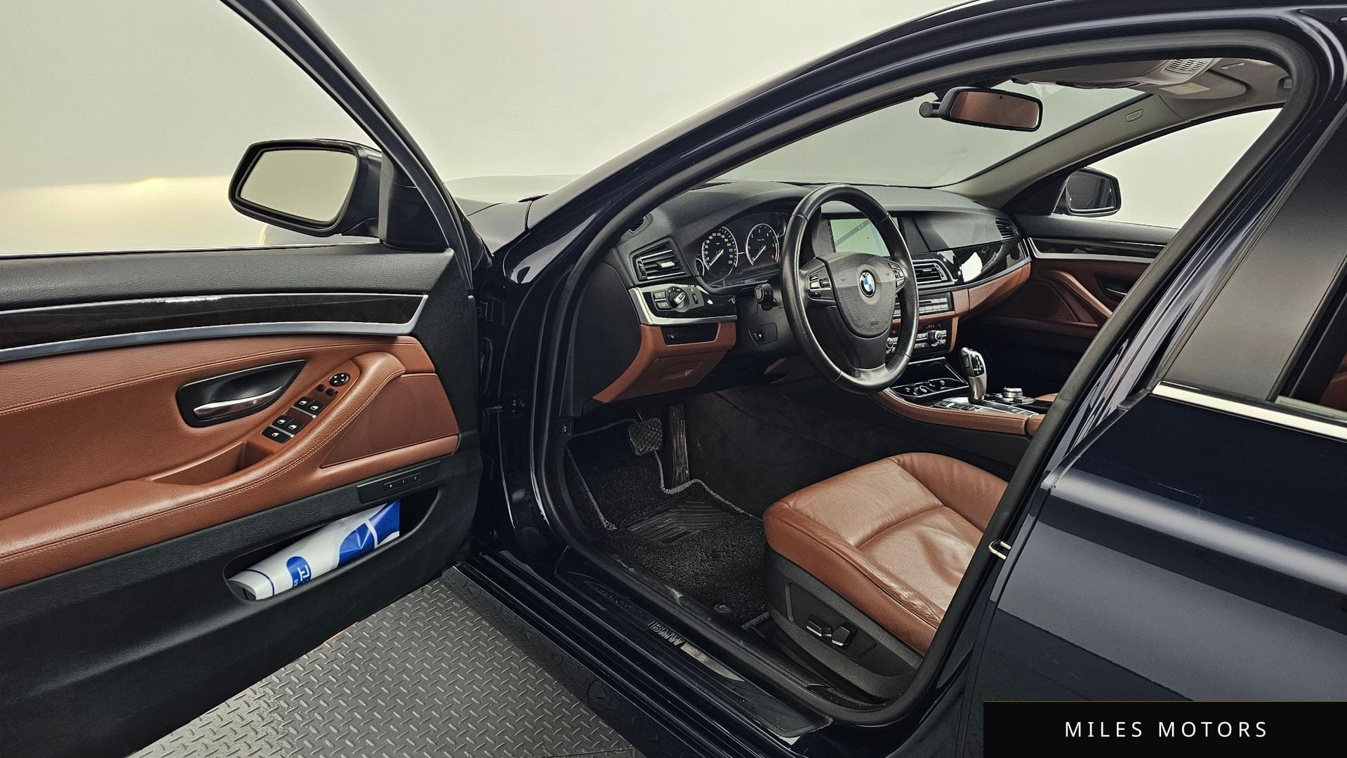 BMW 5시리즈 (F10) 2013 — миниатюра 10