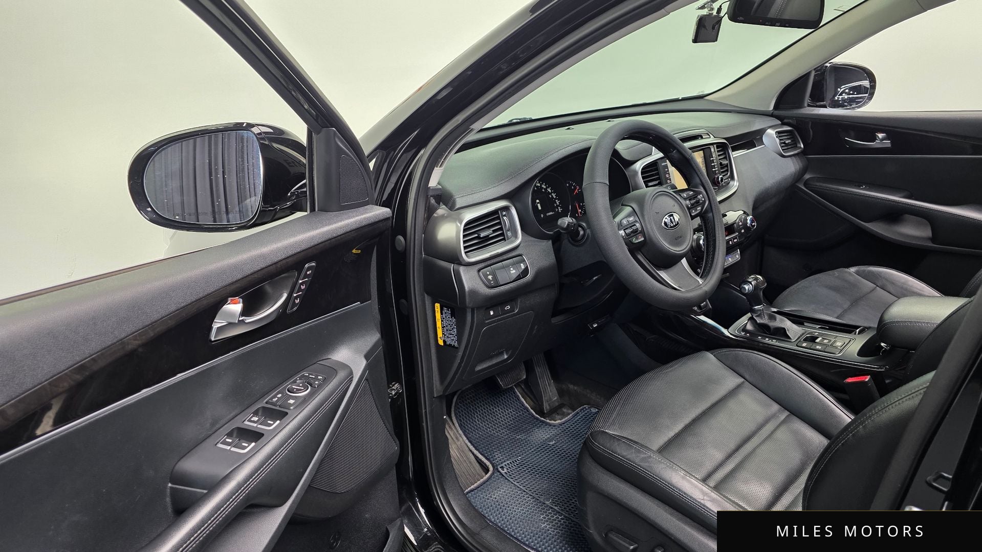Kia Sorento 2015 — миниатюра 12