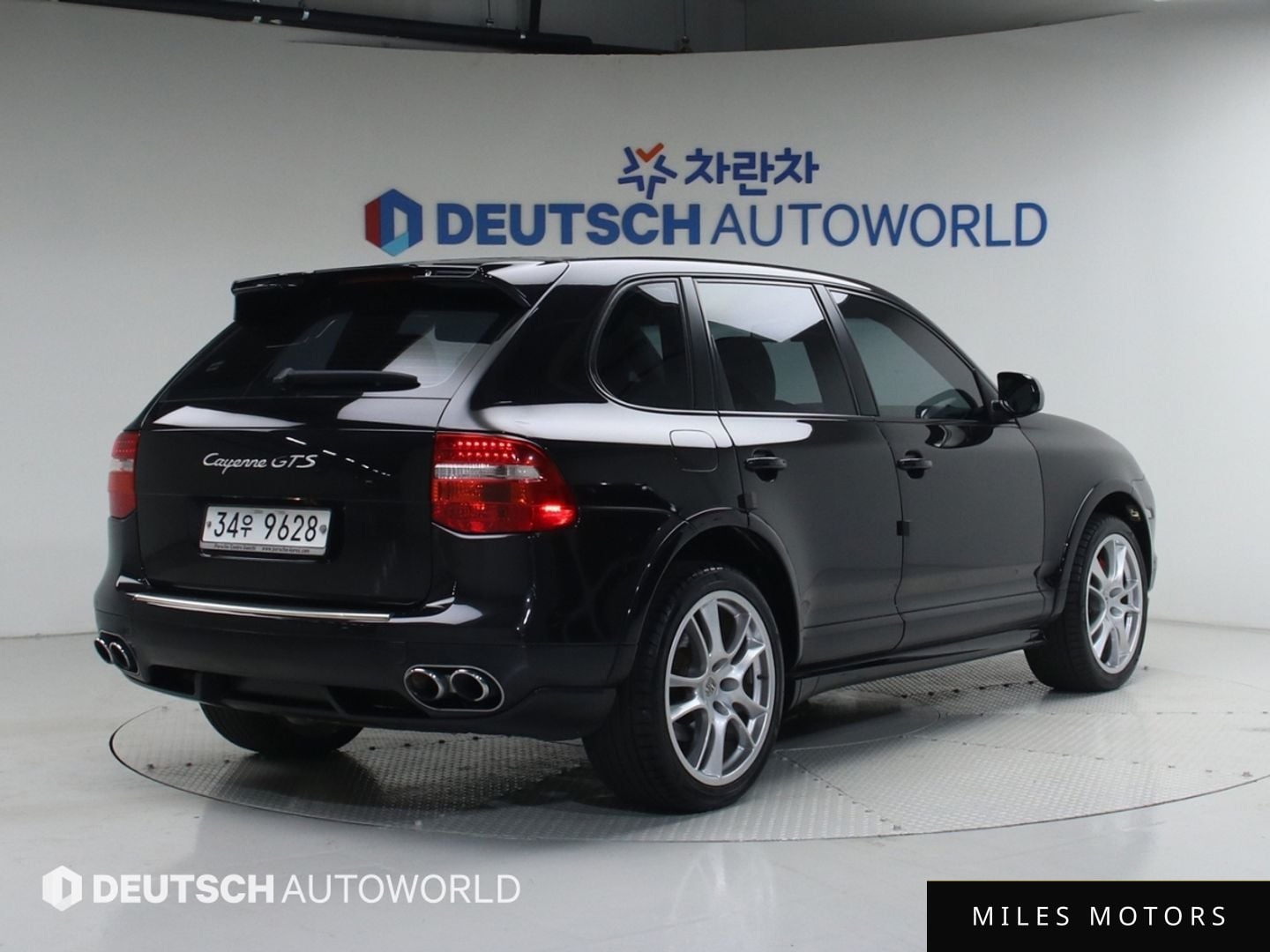 Porsche 카이엔 2010 — миниатюра 2