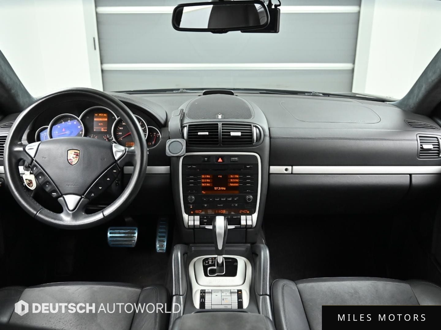 Porsche 카이엔 2010 — миниатюра 7