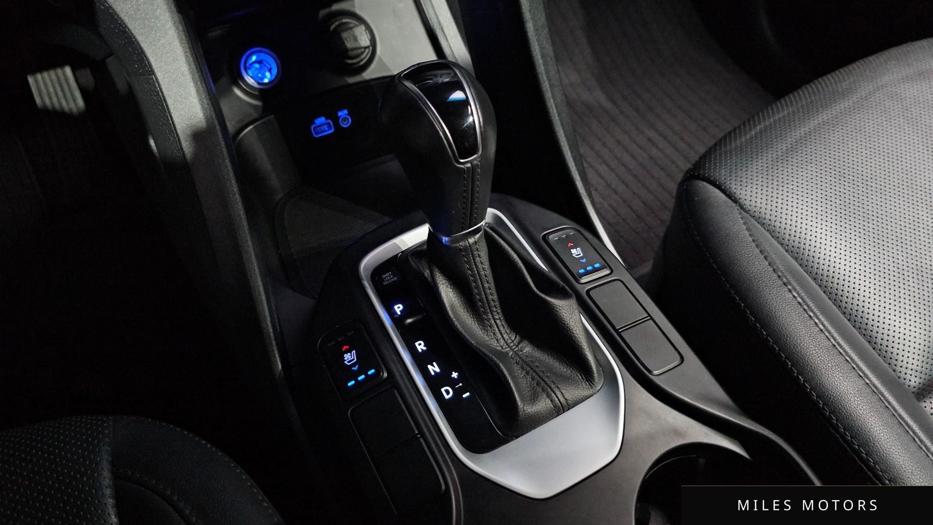 Hyundai Santafe 2016 — миниатюра 9