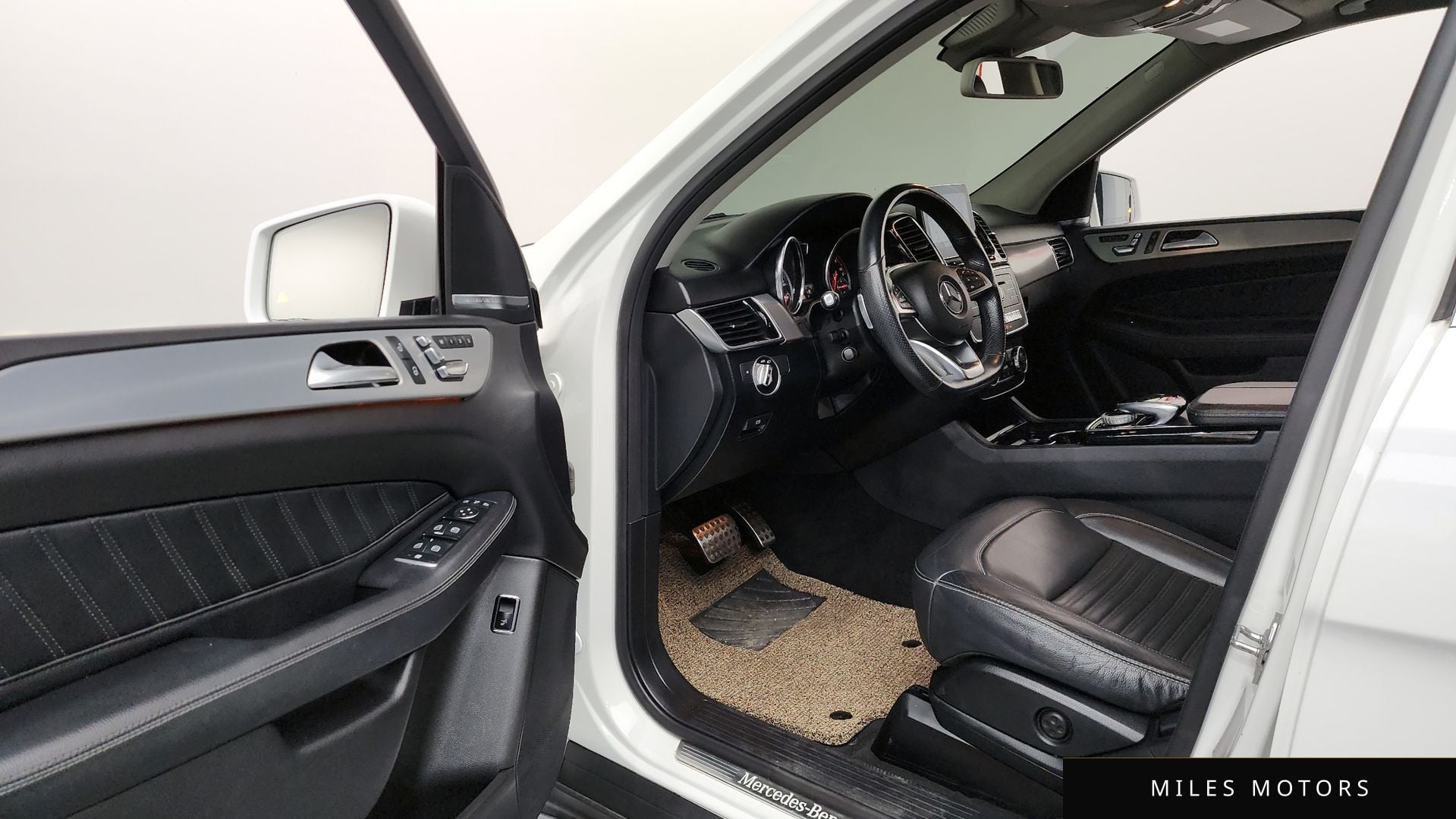 Mercedes-Benz GLE-Class W166 2018 — миниатюра 10