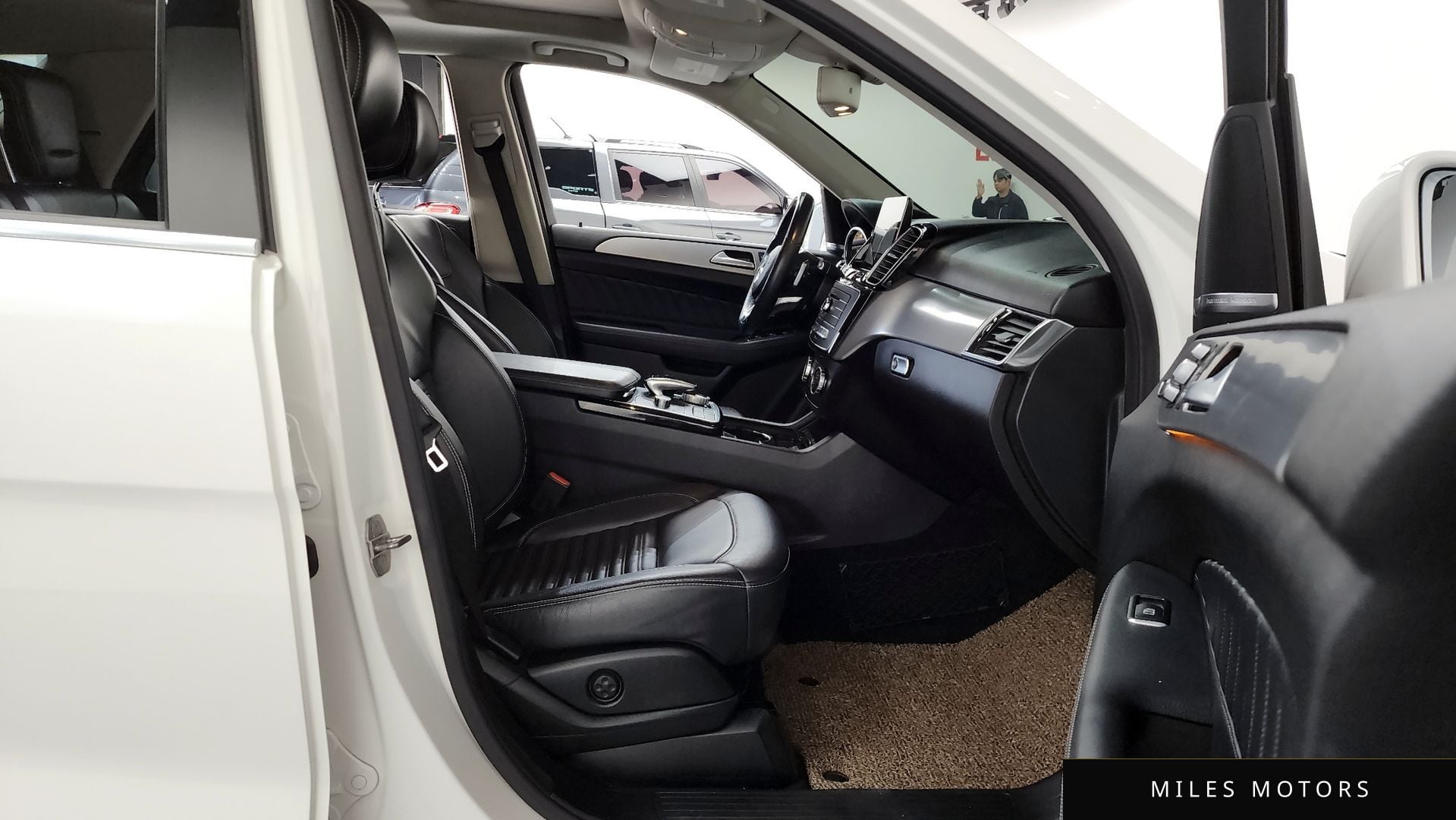 Mercedes-Benz GLE-Class W166 2018 — миниатюра 11