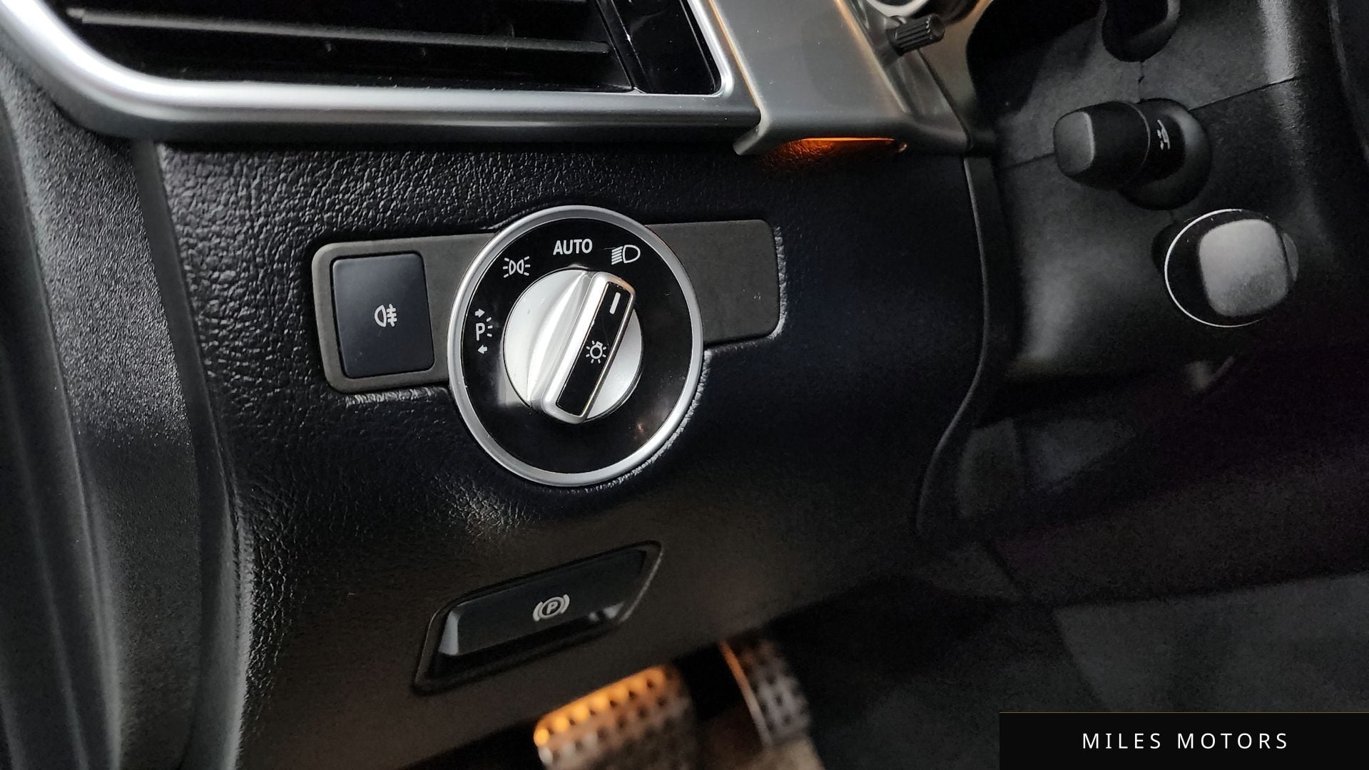 Mercedes-Benz GLE-Class W166 2018 — миниатюра 16