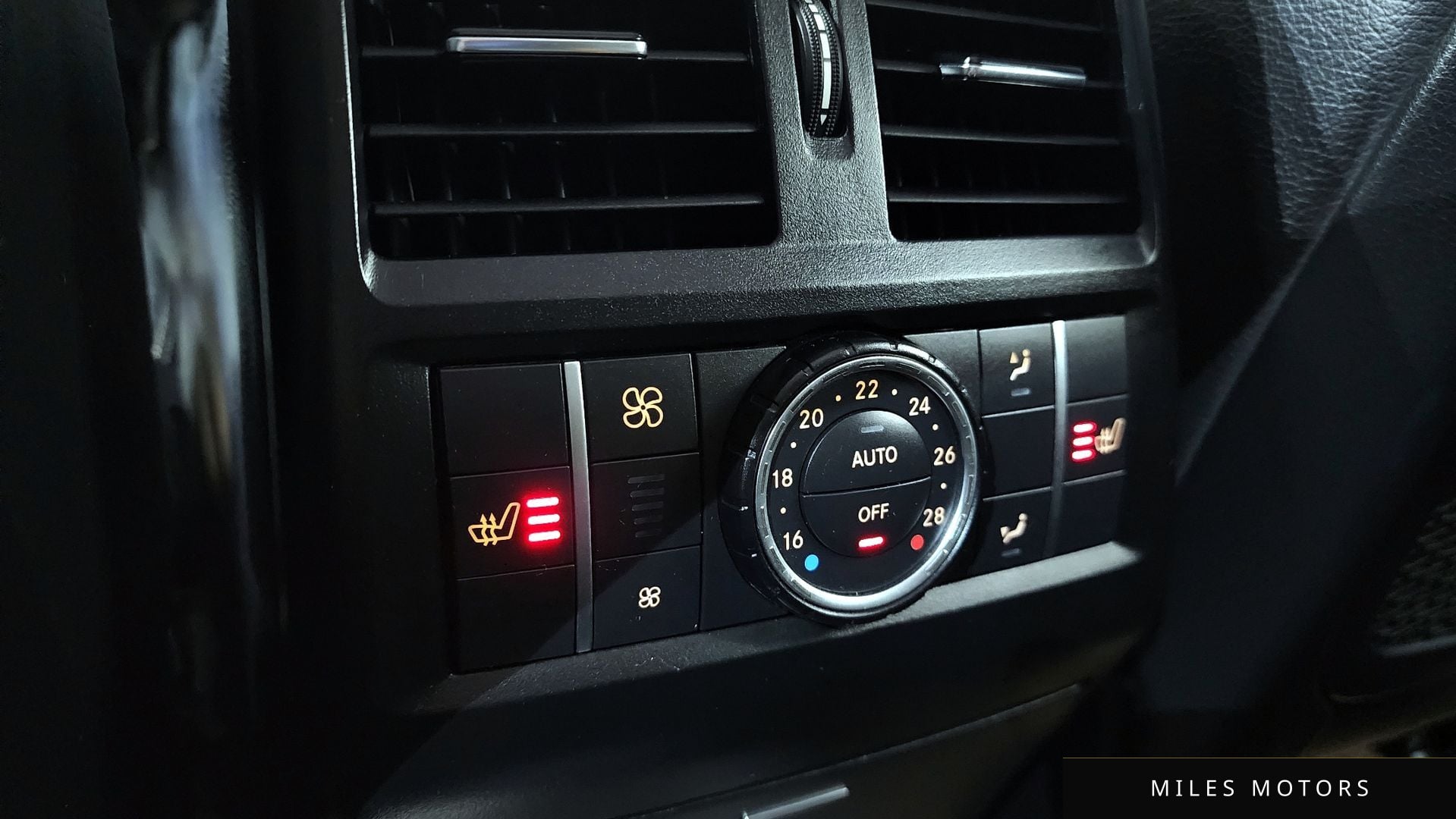 Mercedes-Benz GLE-Class W166 2018 — миниатюра 19