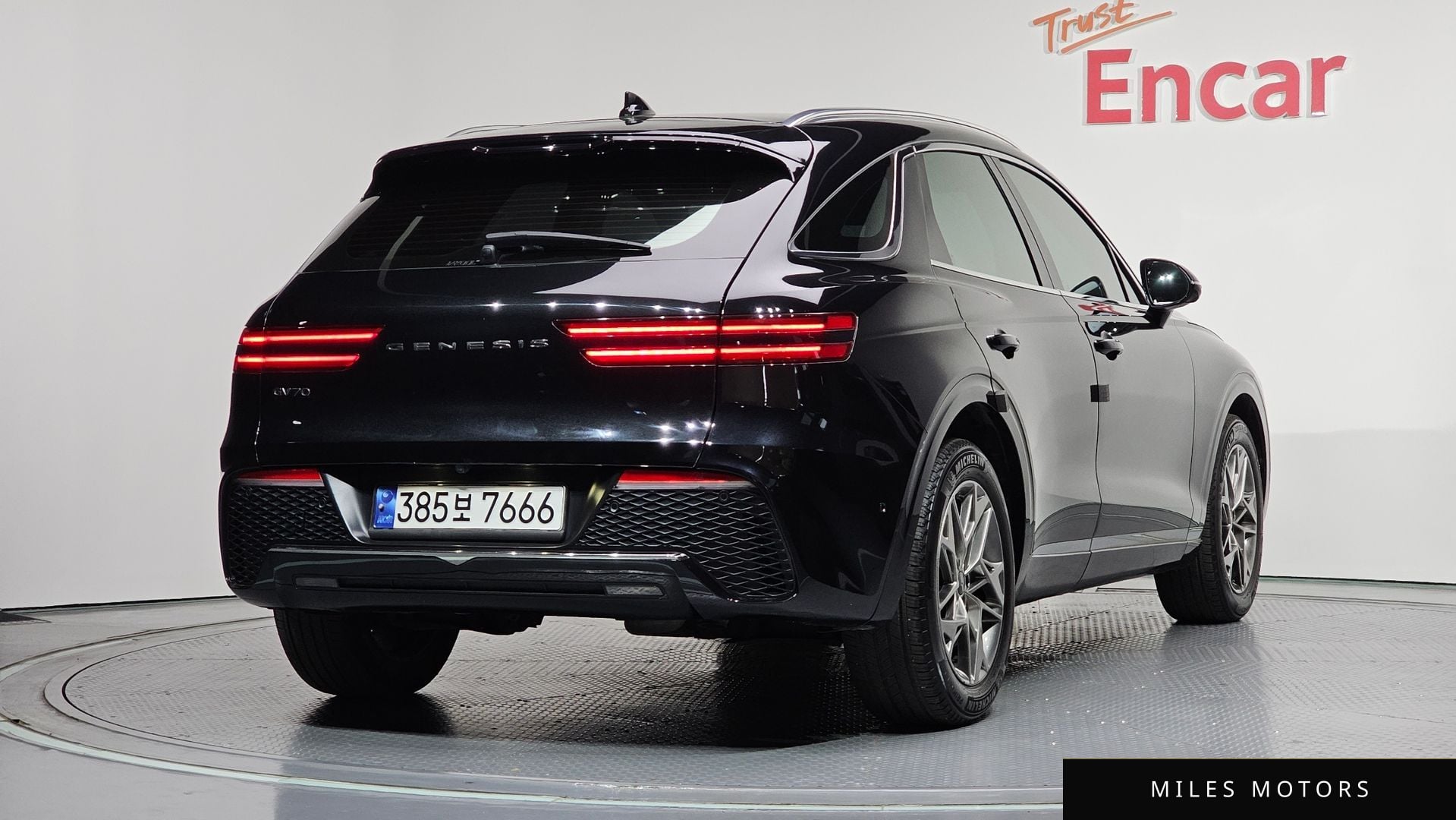 Genesis GV70 2021 — миниатюра 2