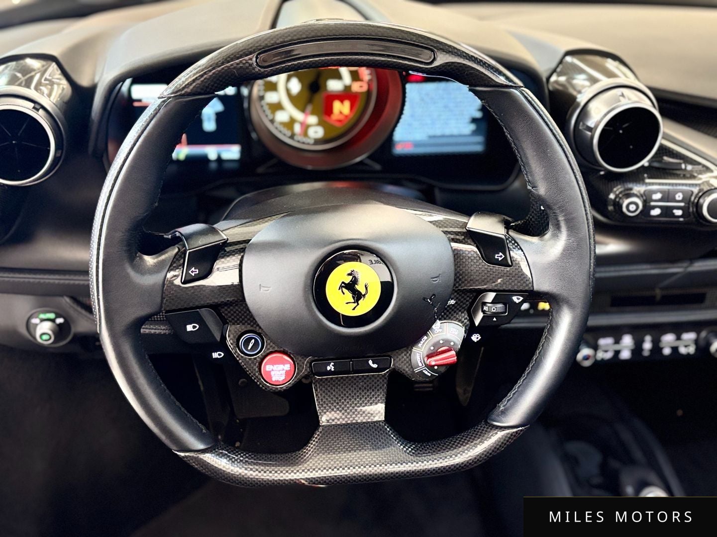 Ferrari F8 스파이더 2021 — миниатюра 9