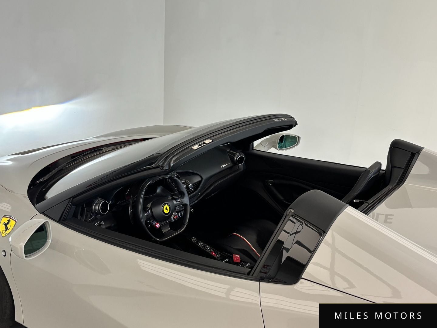 Ferrari F8 스파이더 2021 — миниатюра 16