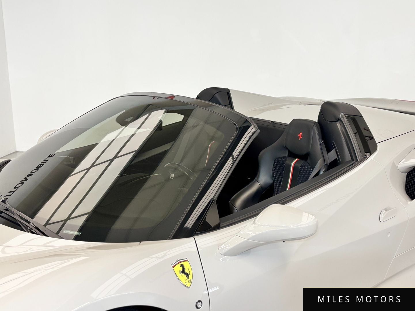 Ferrari F8 스파이더 2021 — миниатюра 17