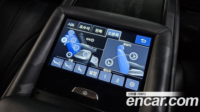 Лексус LS500h 2022 — миниатюра 39