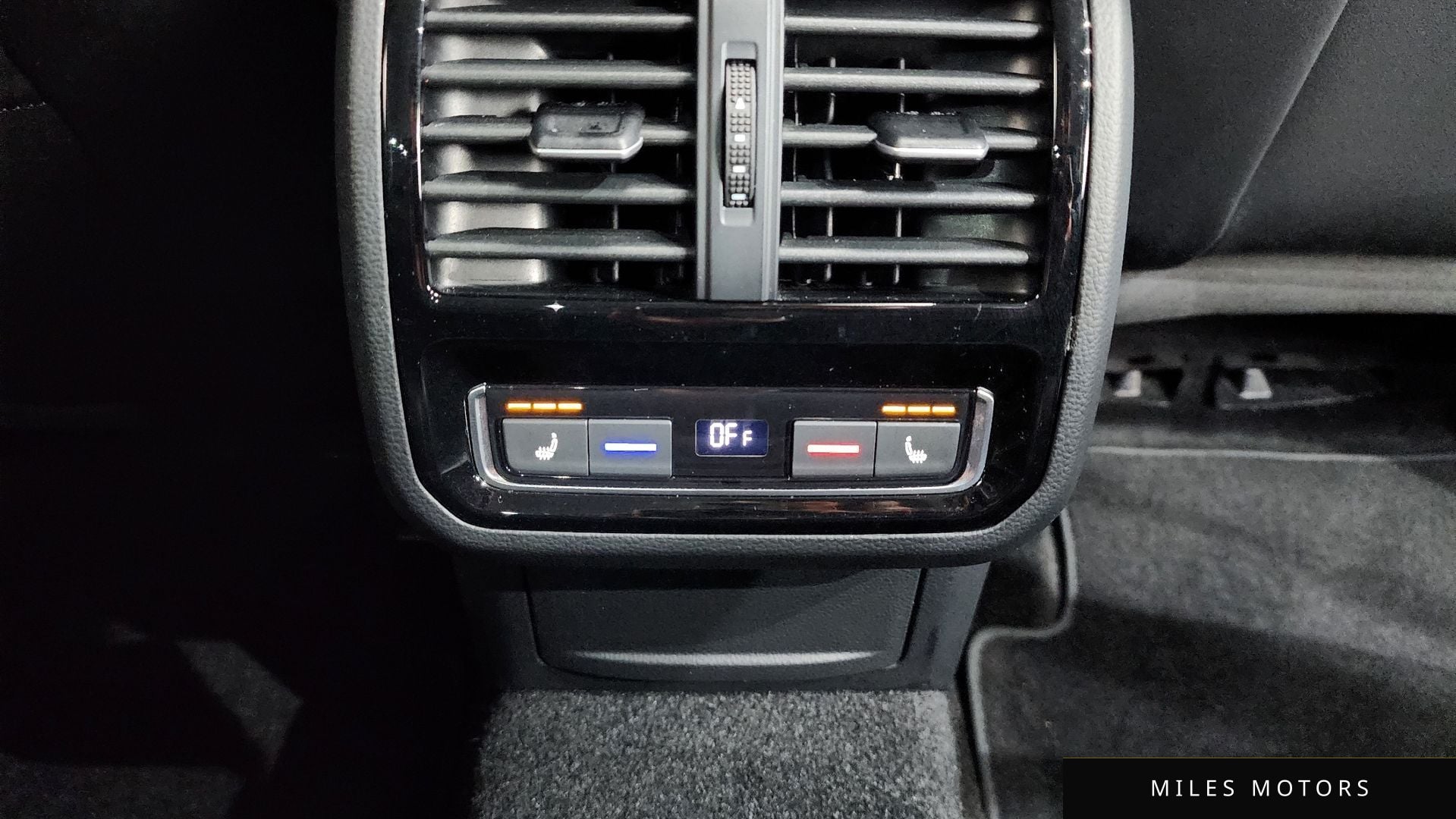 Volkswagen 파사트 GT(B8) 2021 — миниатюра 35
