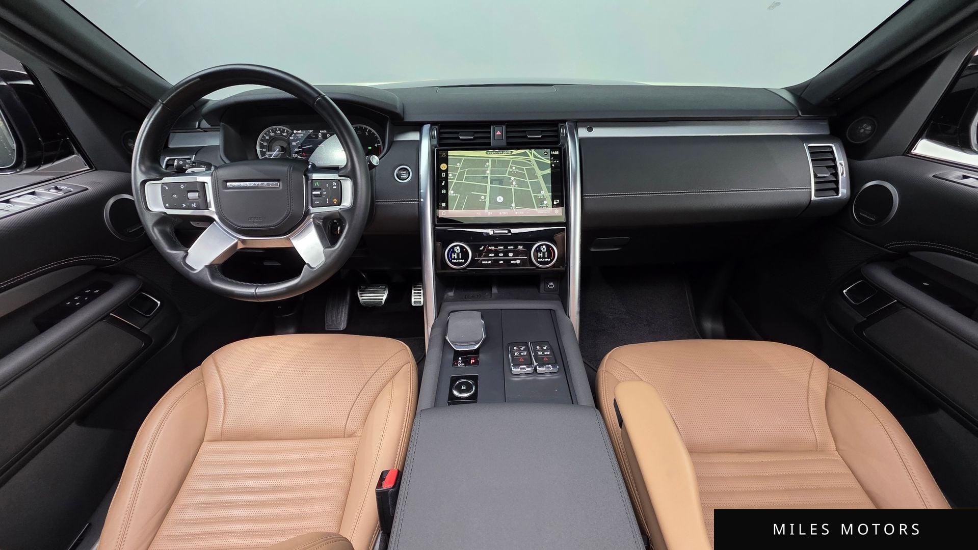 Land Rover Discovery 2023 — миниатюра 7