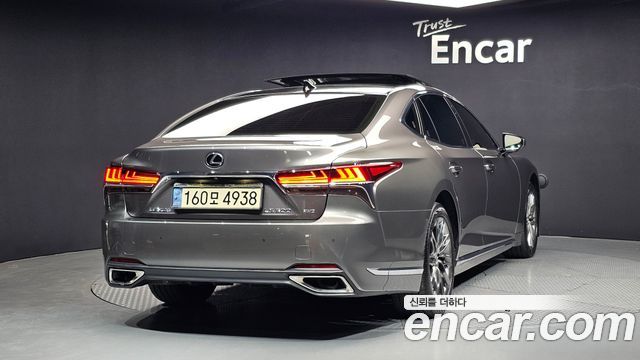 Лексус LS500 2019 — миниатюра 2