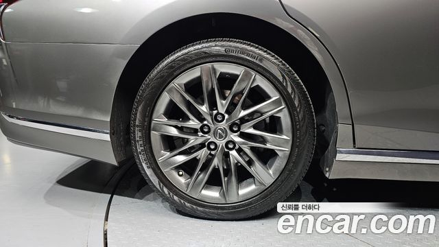 Лексус LS500 2019 — миниатюра 5