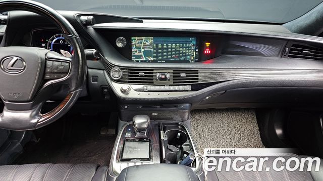 Лексус LS500 2019 — миниатюра 13