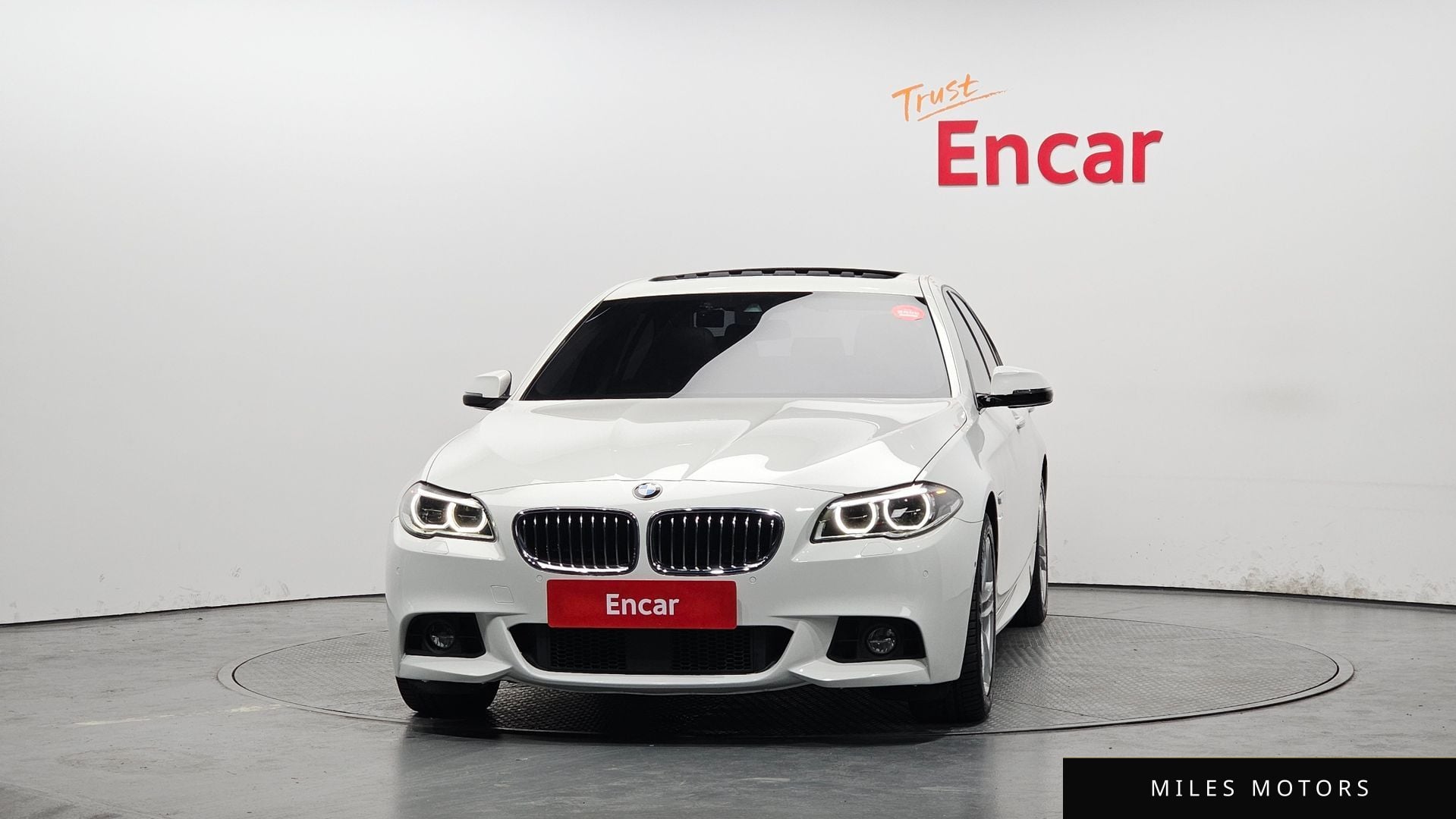 BMW 5 Series (F10) 2016 — миниатюра 3