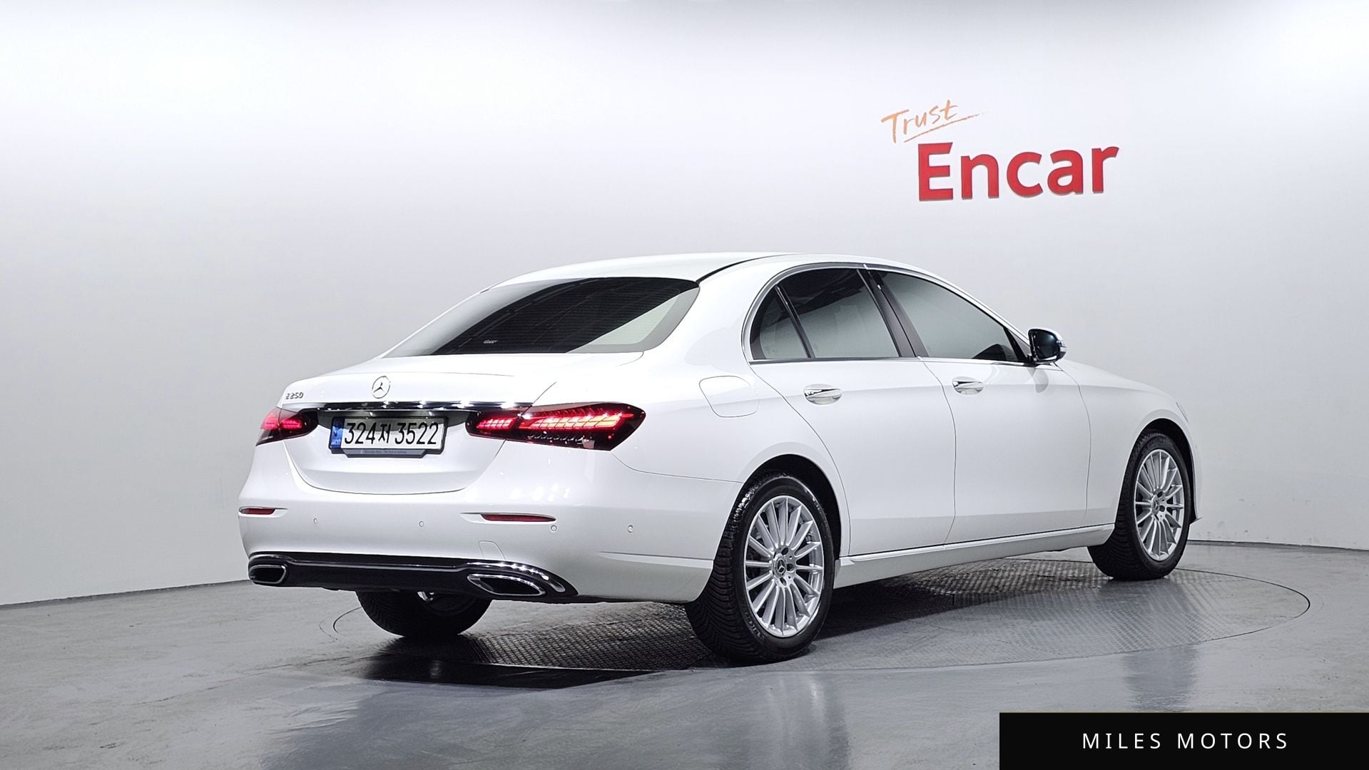 Mercedes-Benz E-Class W213 2021 — миниатюра 2