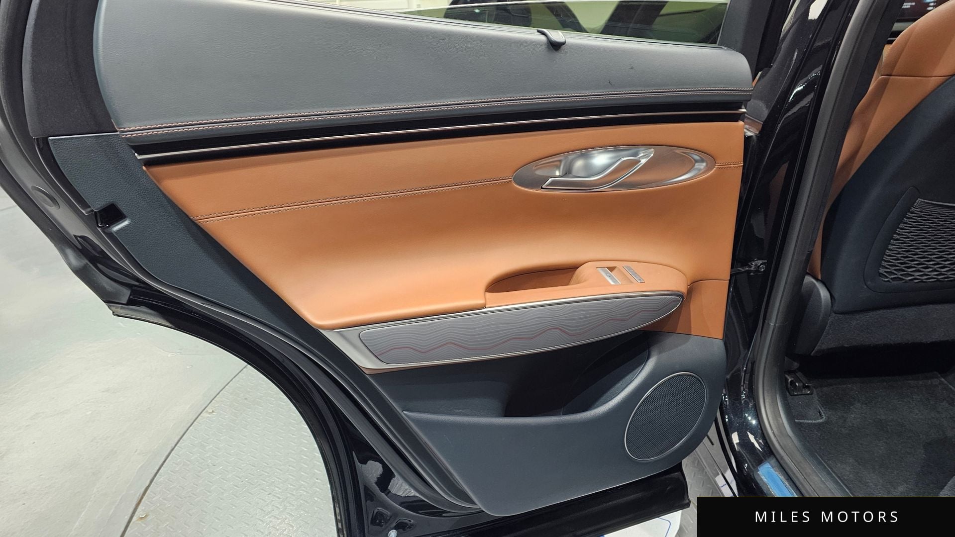 Genesis GV70 2021 — миниатюра 15