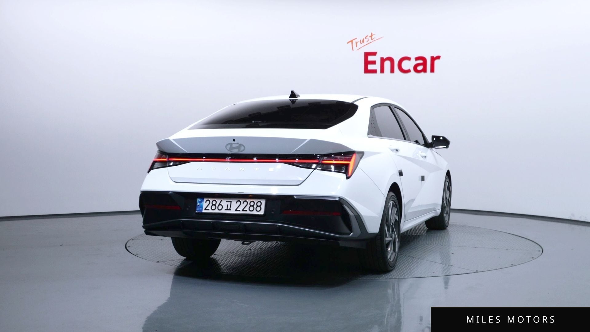 Hyundai AVANTE 2024 — миниатюра 3
