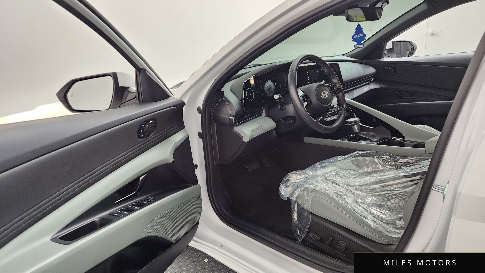 Hyundai AVANTE 2024 — миниатюра 12