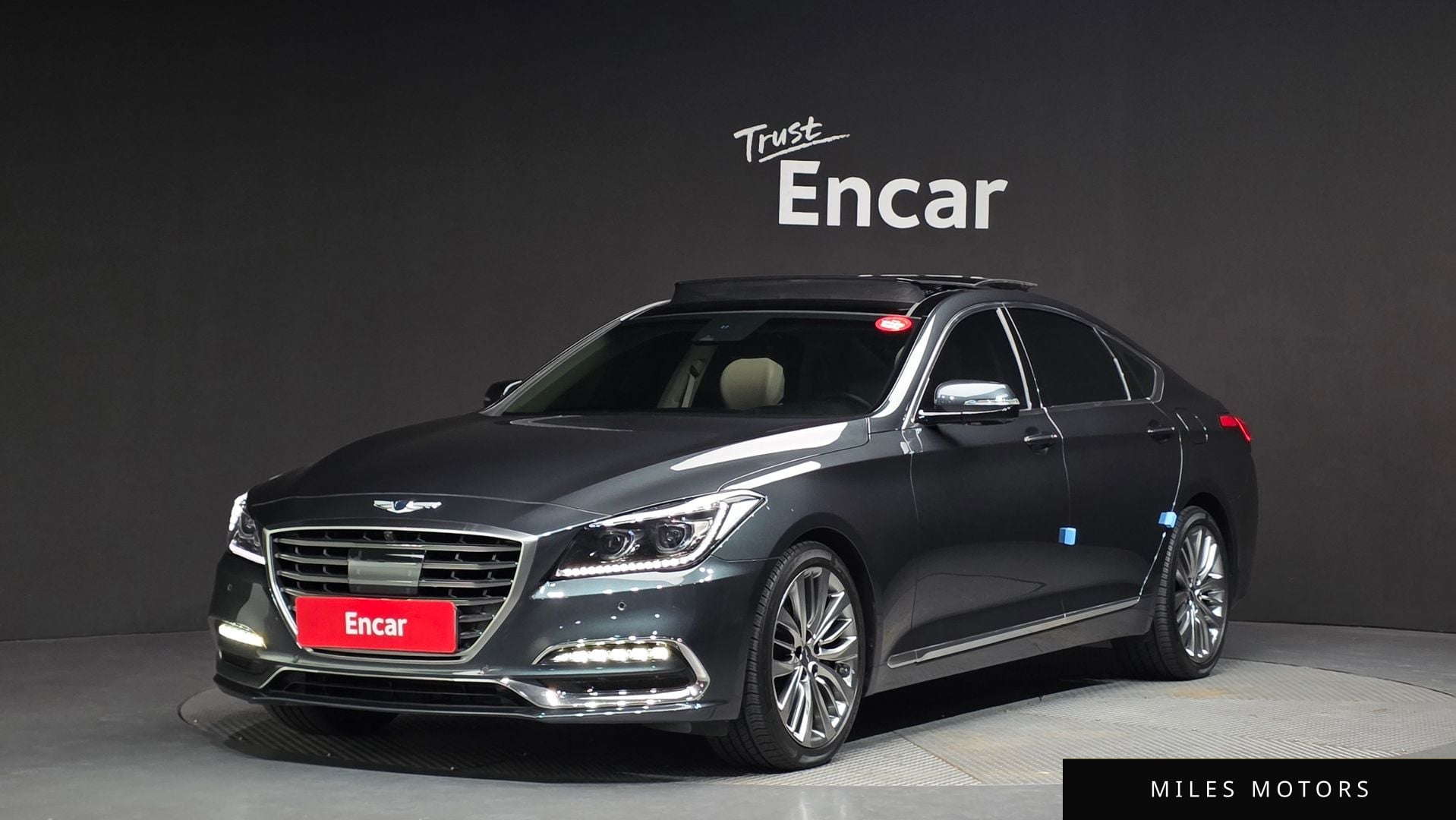 Genesis G80 2018 — фото 1 из 12