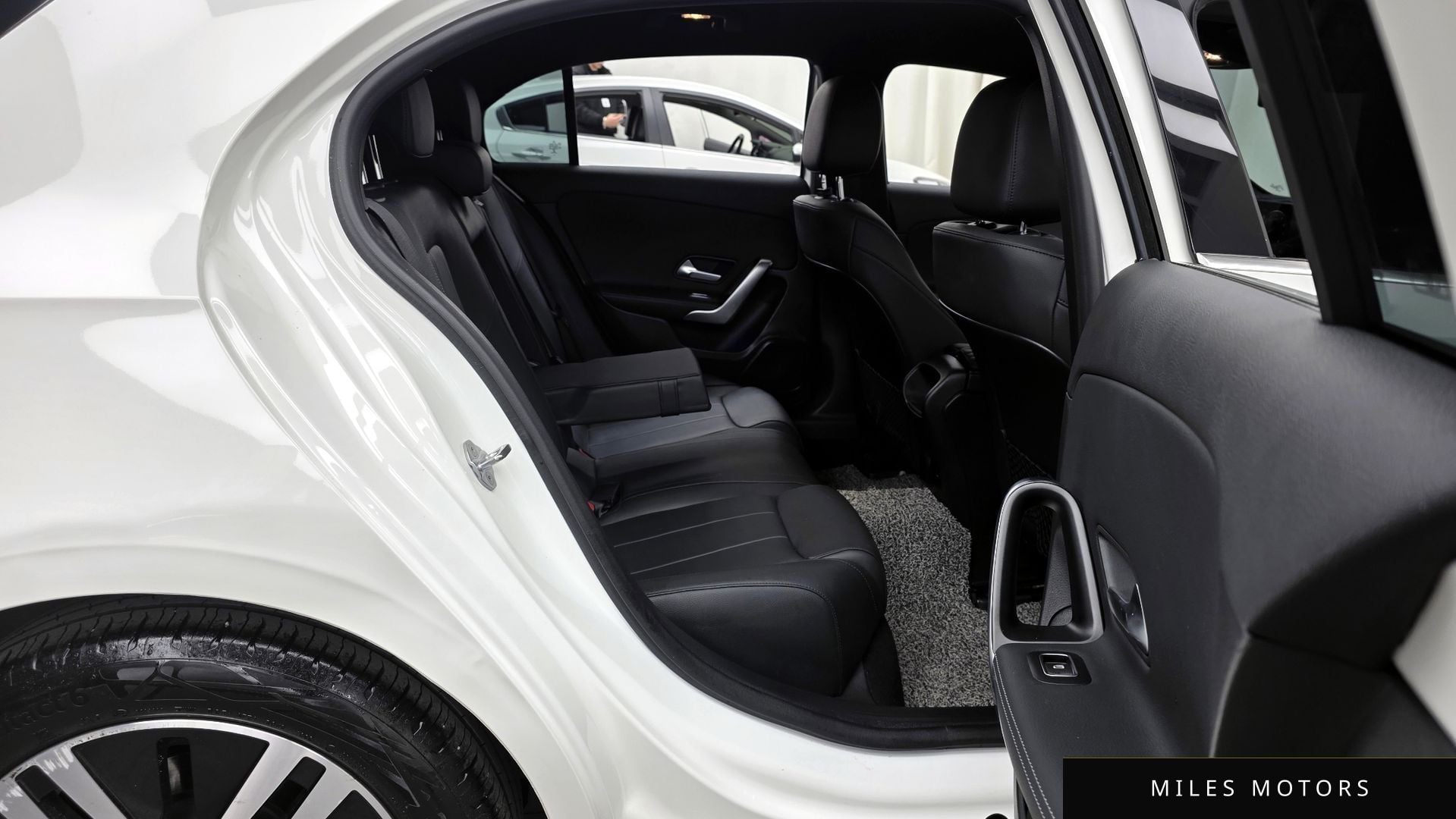 Mercedes-Benz A-Class W177 2023 — миниатюра 12