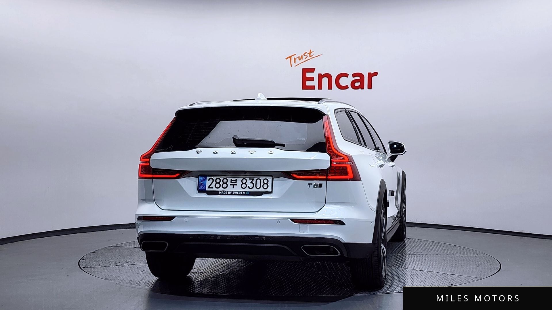 Volvo V60 2020 — миниатюра 4