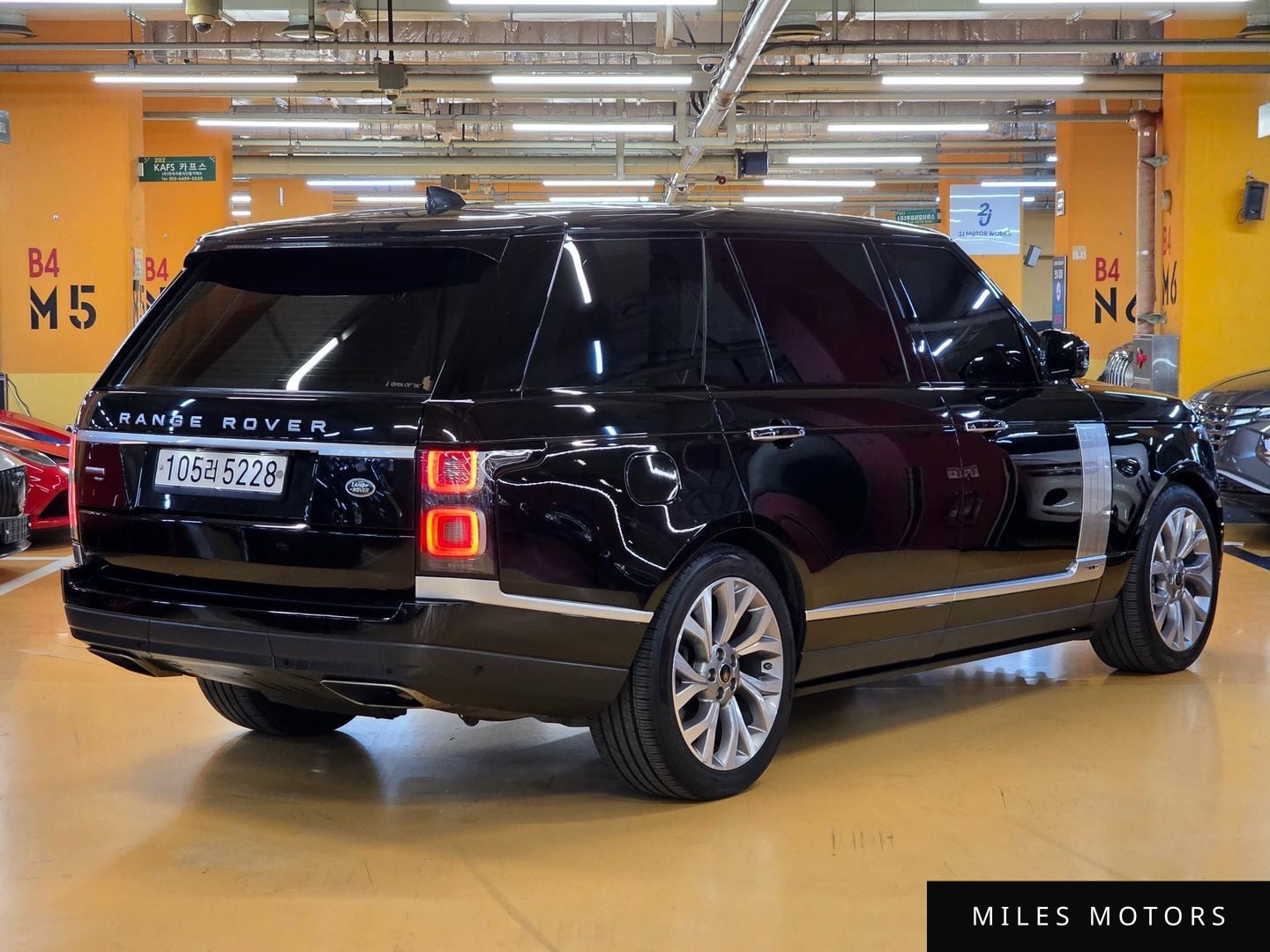 Land Rover Range Rover 2020 — миниатюра 2