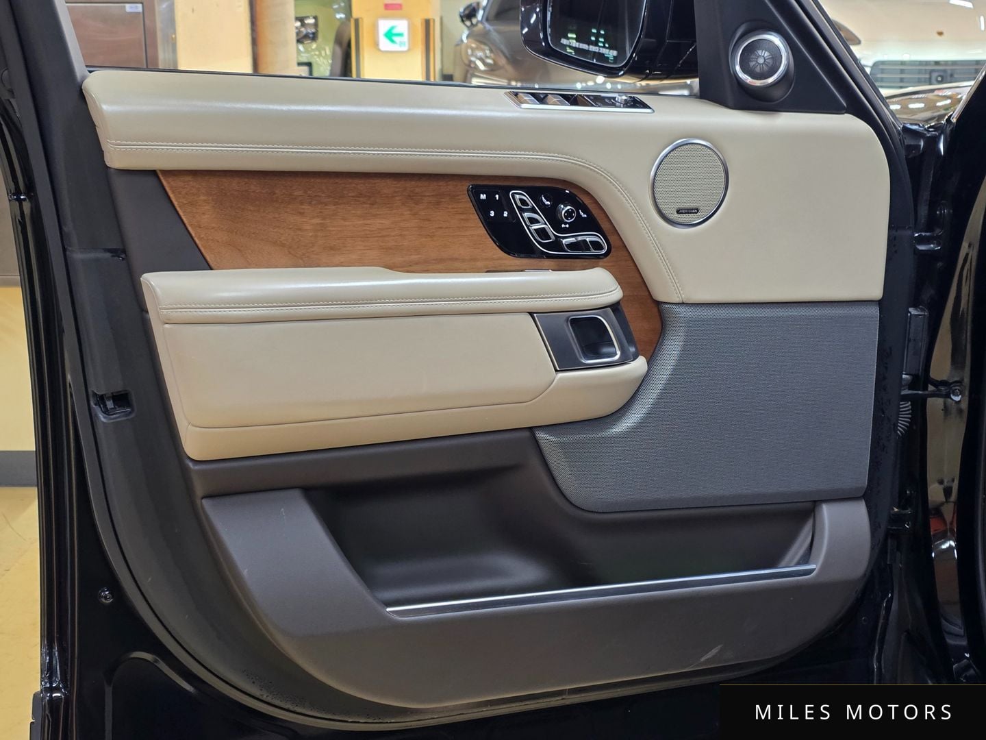 Land Rover Range Rover 2020 — миниатюра 6