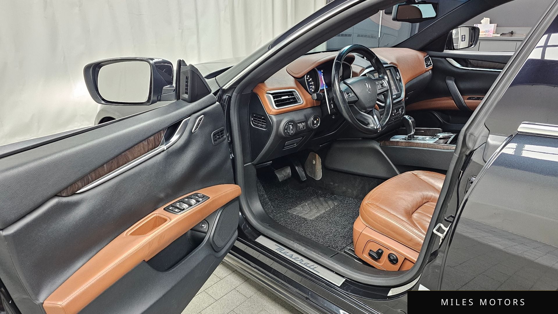 Maserati Ghibli 2014 — миниатюра 10