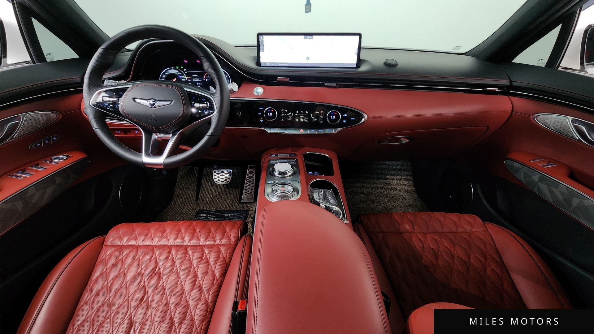 Genesis GV70 2021 — миниатюра 9