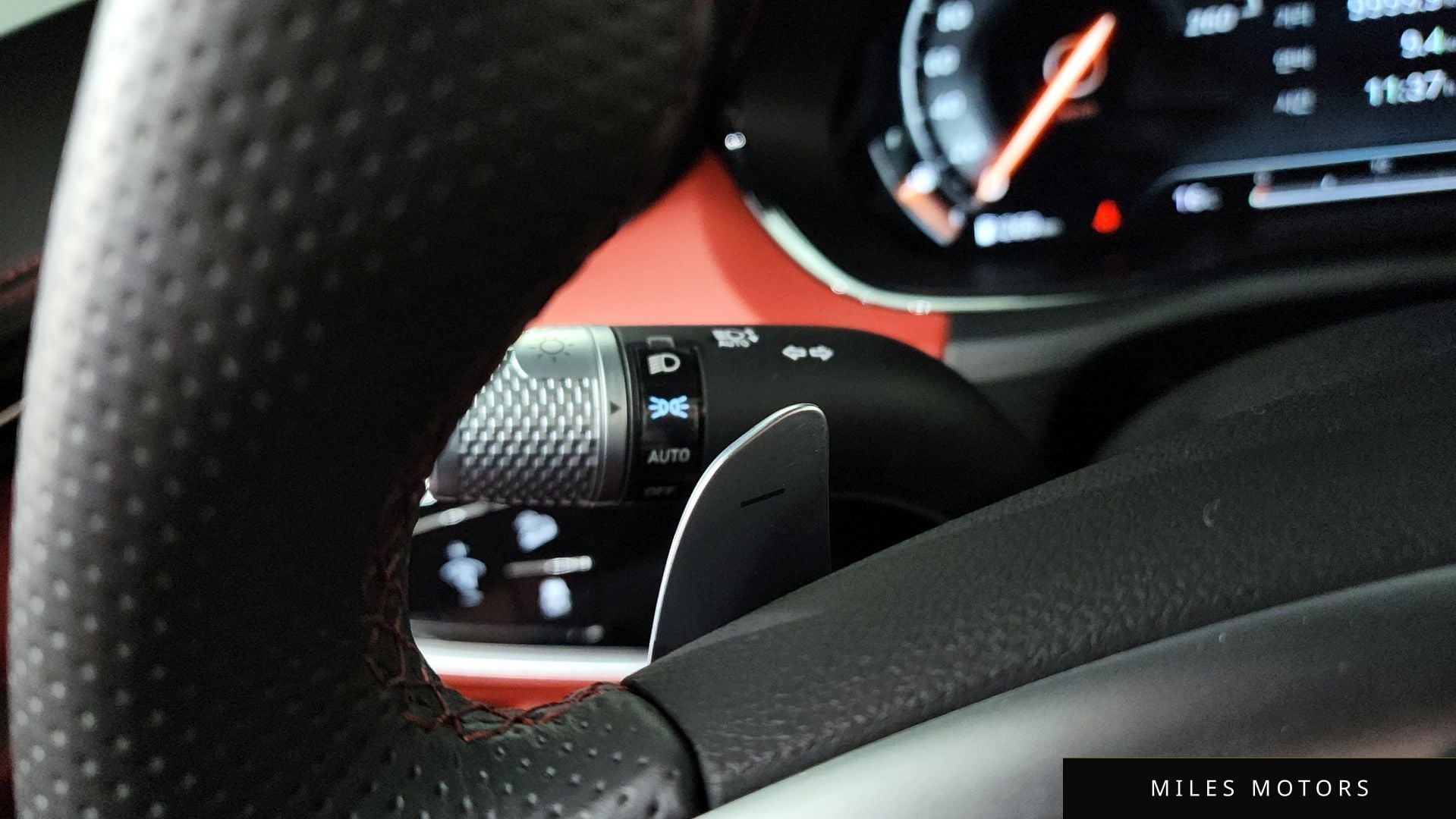 Genesis GV70 2021 — миниатюра 15